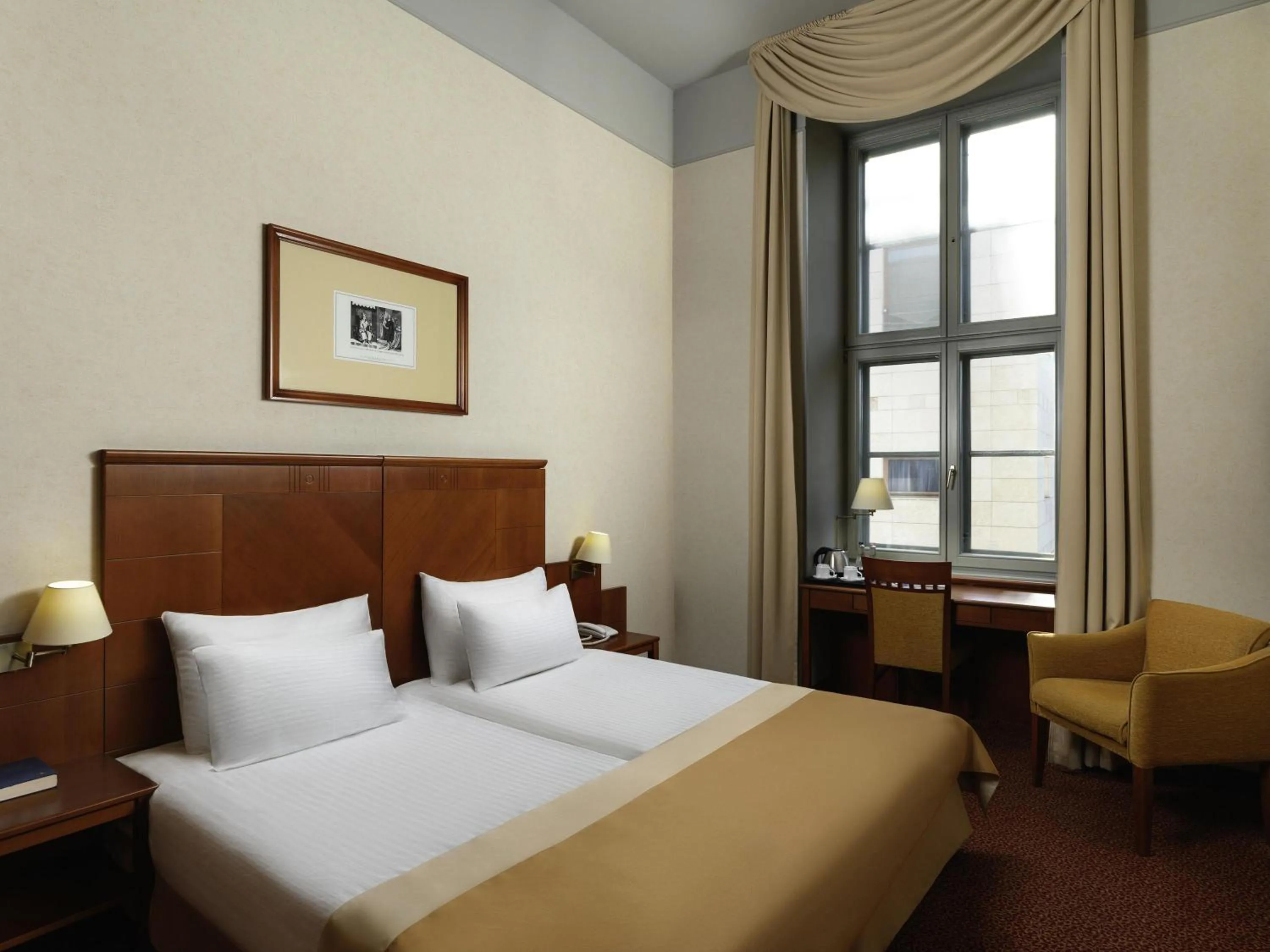 Bedroom, Bed in Mercure Szekesfehervar Magyar Kiraly