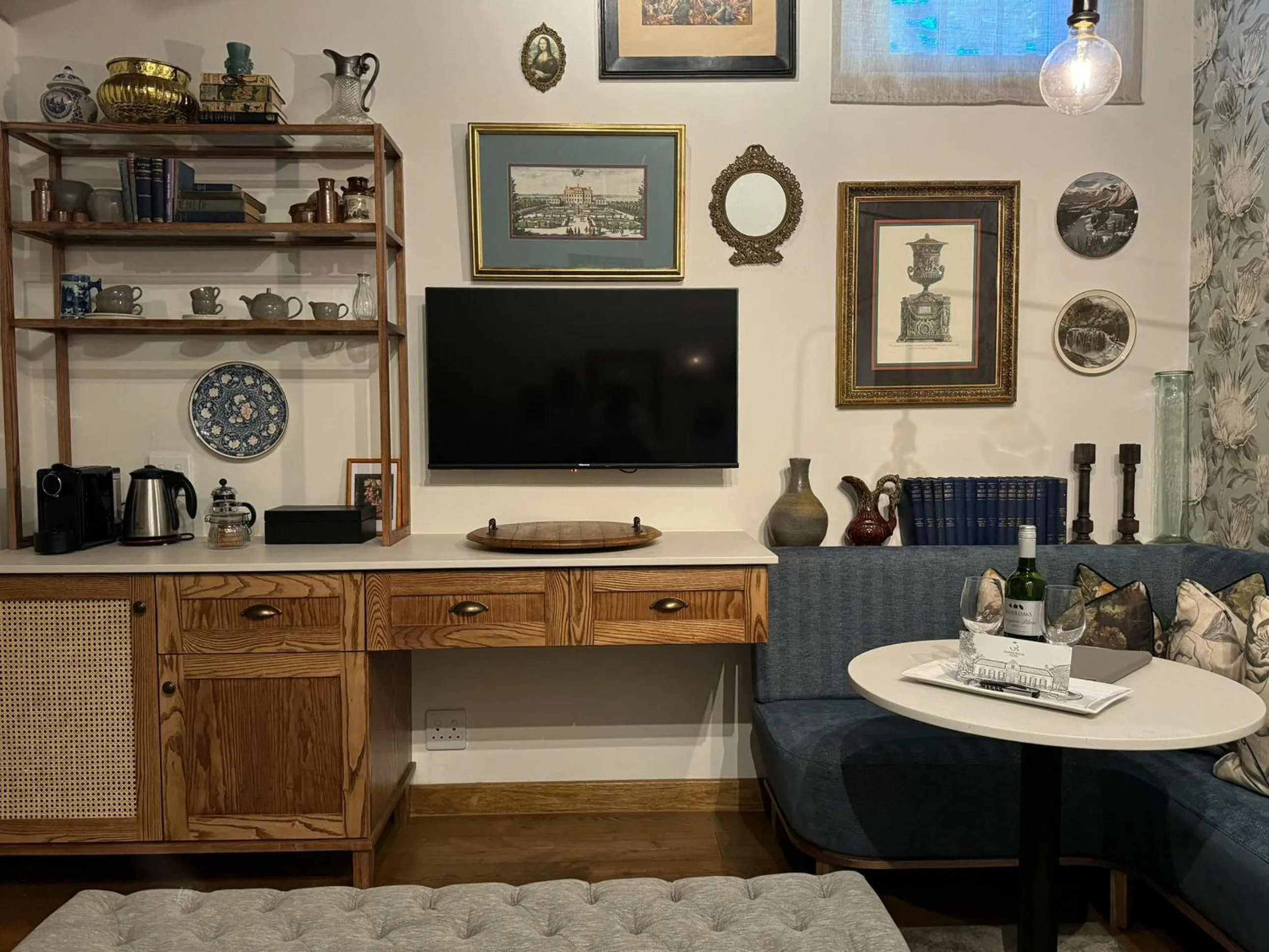 TV and multimedia in Grande Roche Hotel