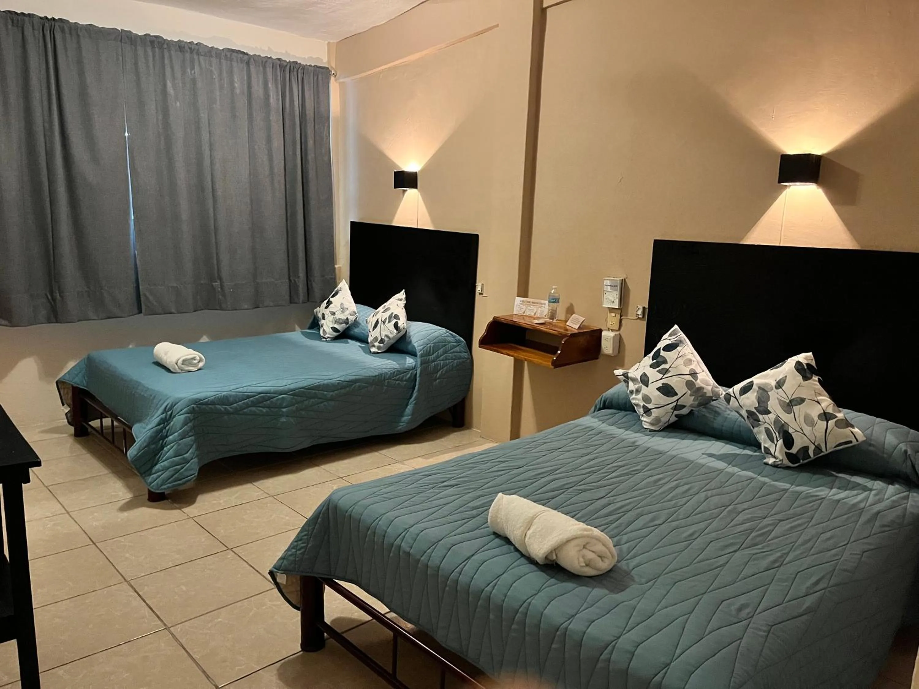 Photo of the whole room, Bed in Hotel Las Brisas