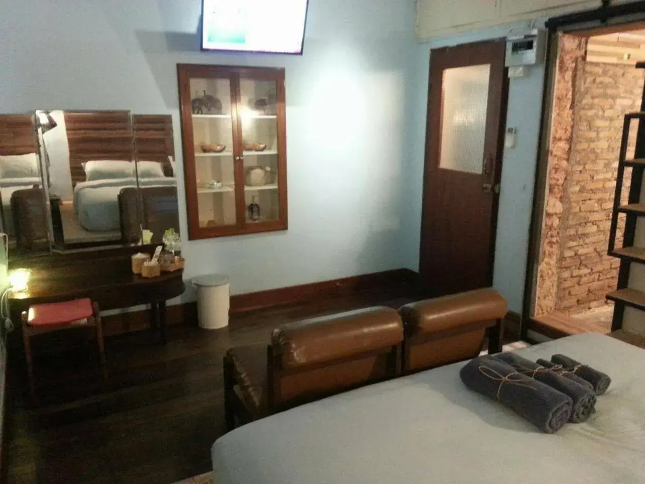 Double Room with Private Bathroom 04 in The Roo Classic Hometel Double Room with Private Bathroom 04 in The Roo Classic Hometel