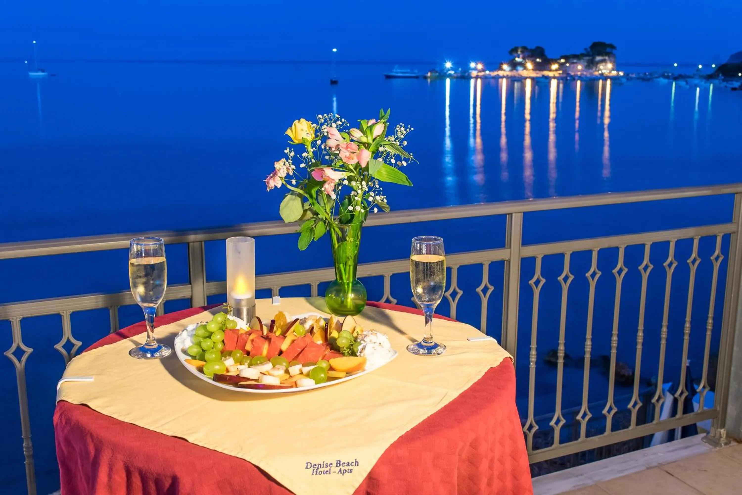 Food in Denise Beach Hotel