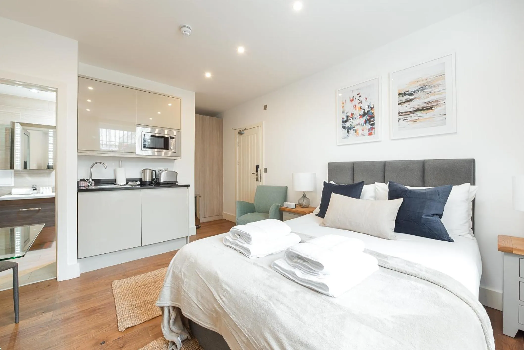 Bayswater by CAPITAL