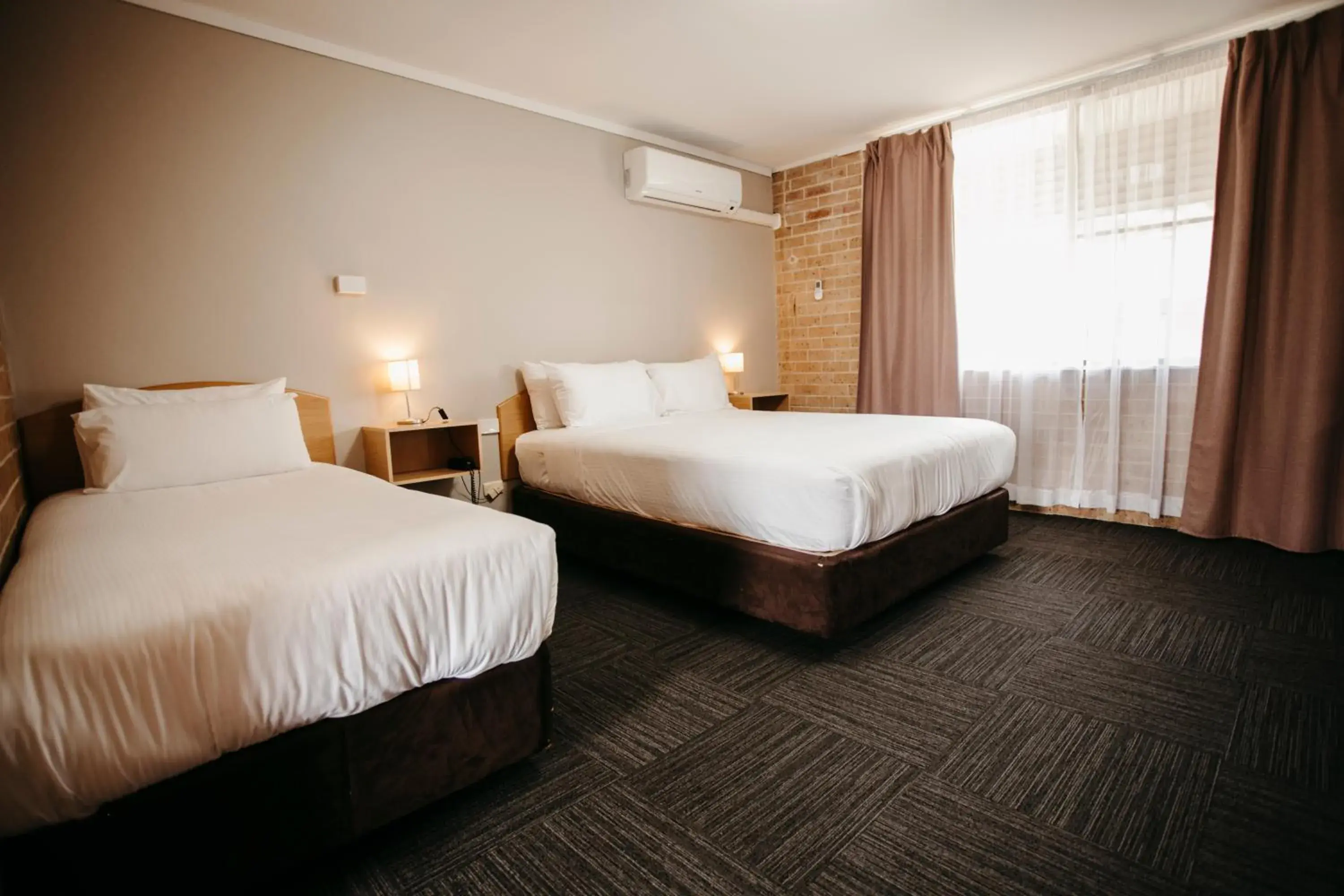 Deluxe Twin Room in Colonial Motel Richmond Deluxe Twin Room in Colonial Motel Richmond