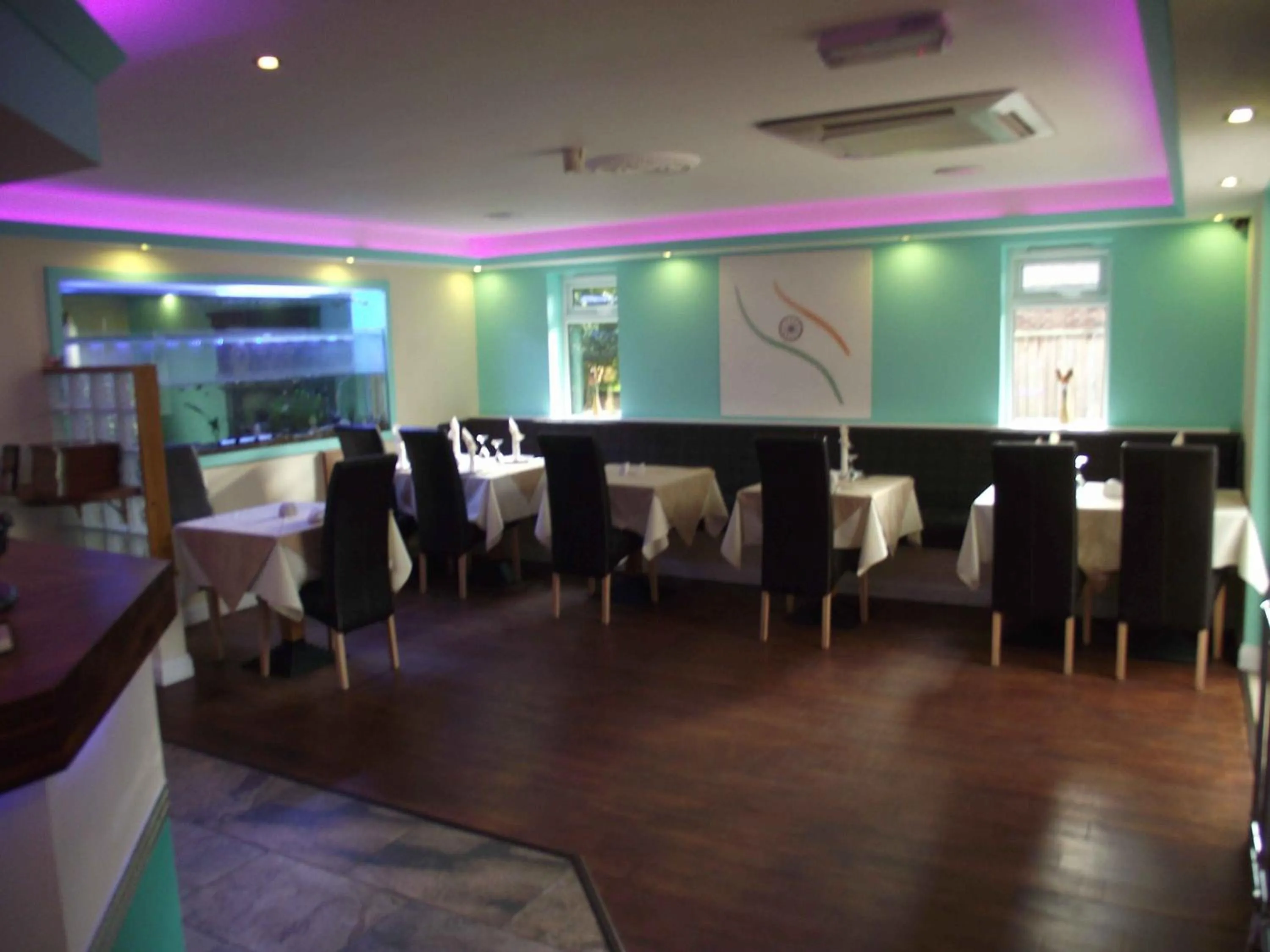 Restaurant/Places to Eat in Heritage Hotel