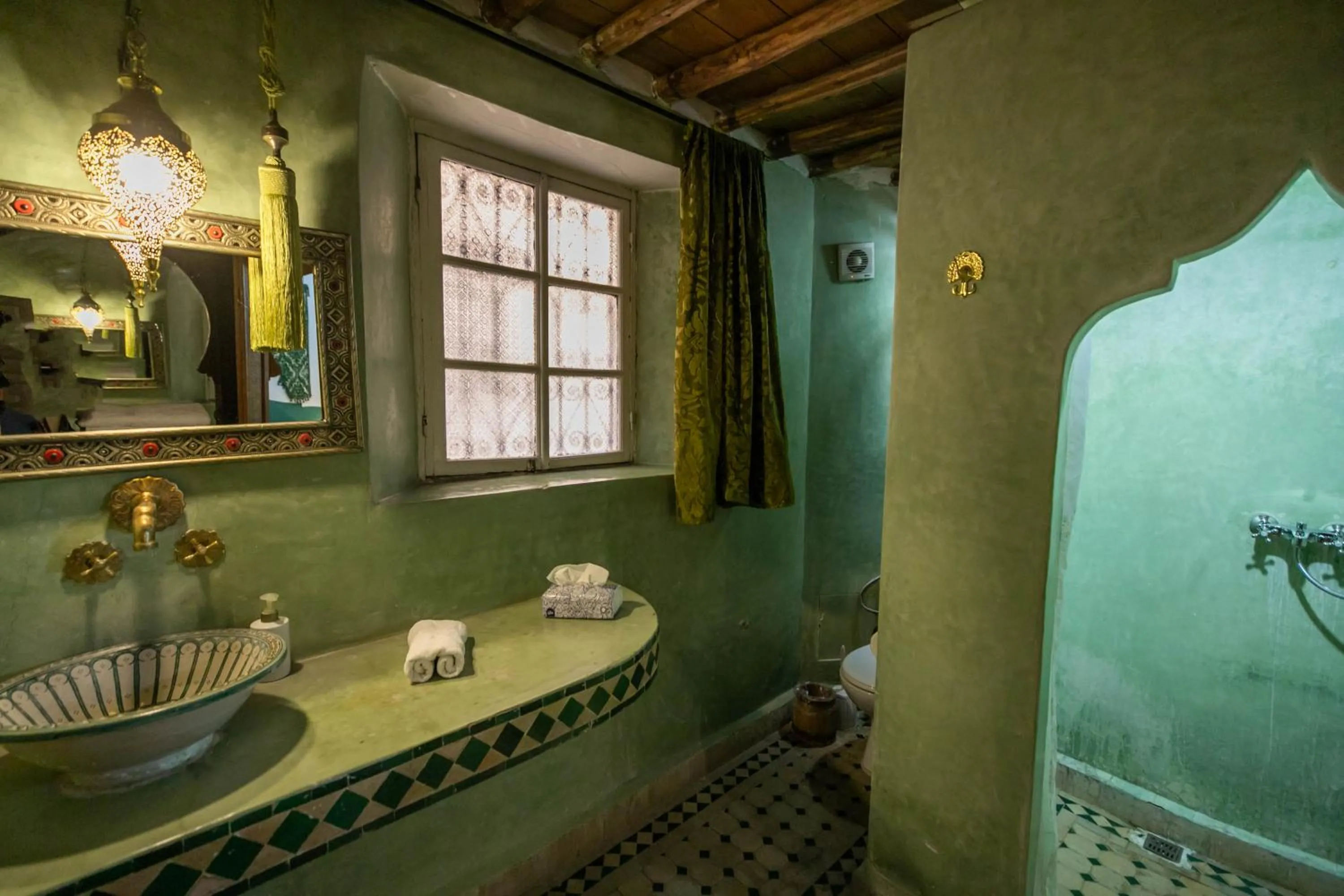 Bathroom in Riad Les Idrissides Chez LEA