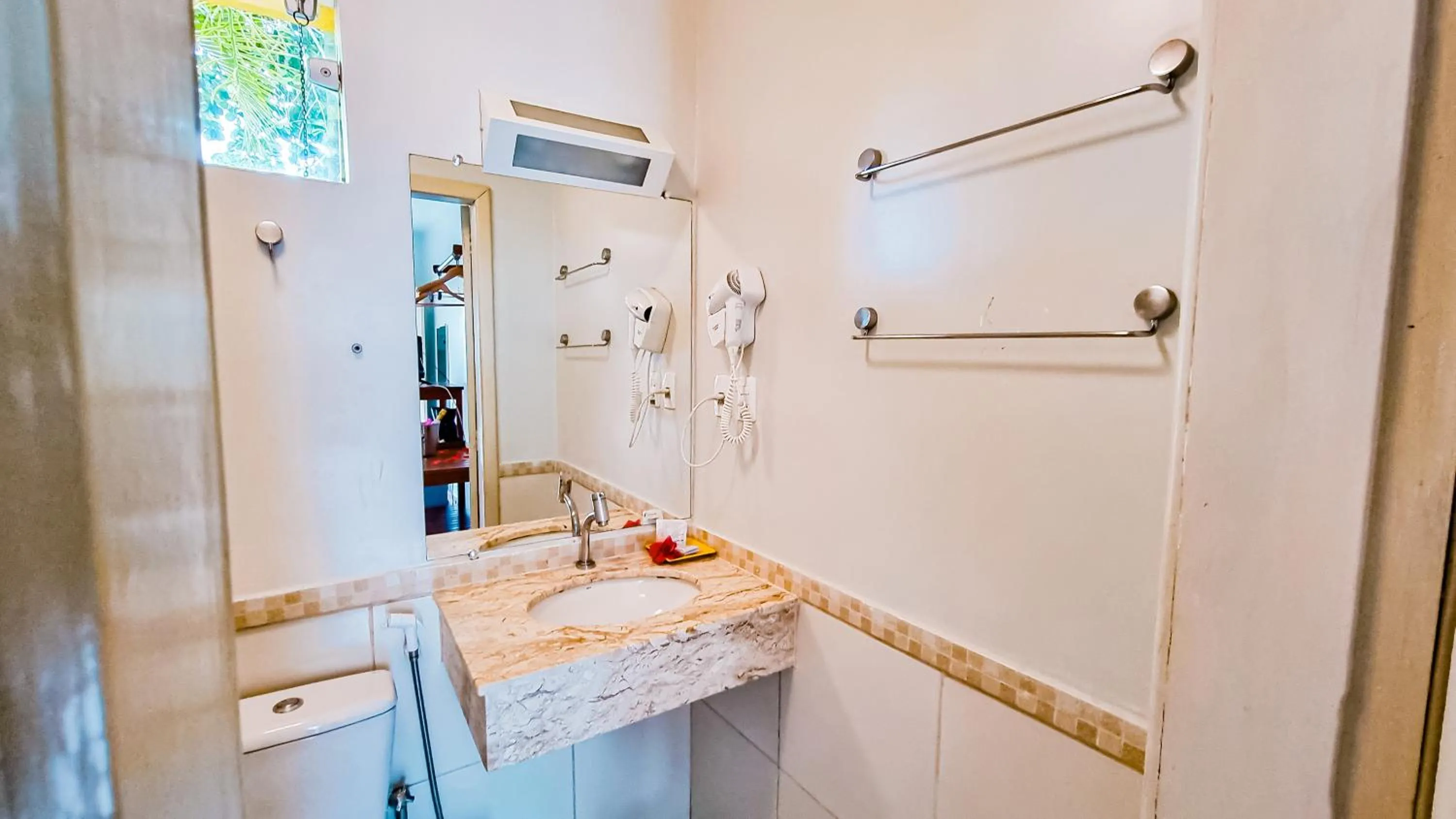 Bathroom in Pousada Portal da Concha