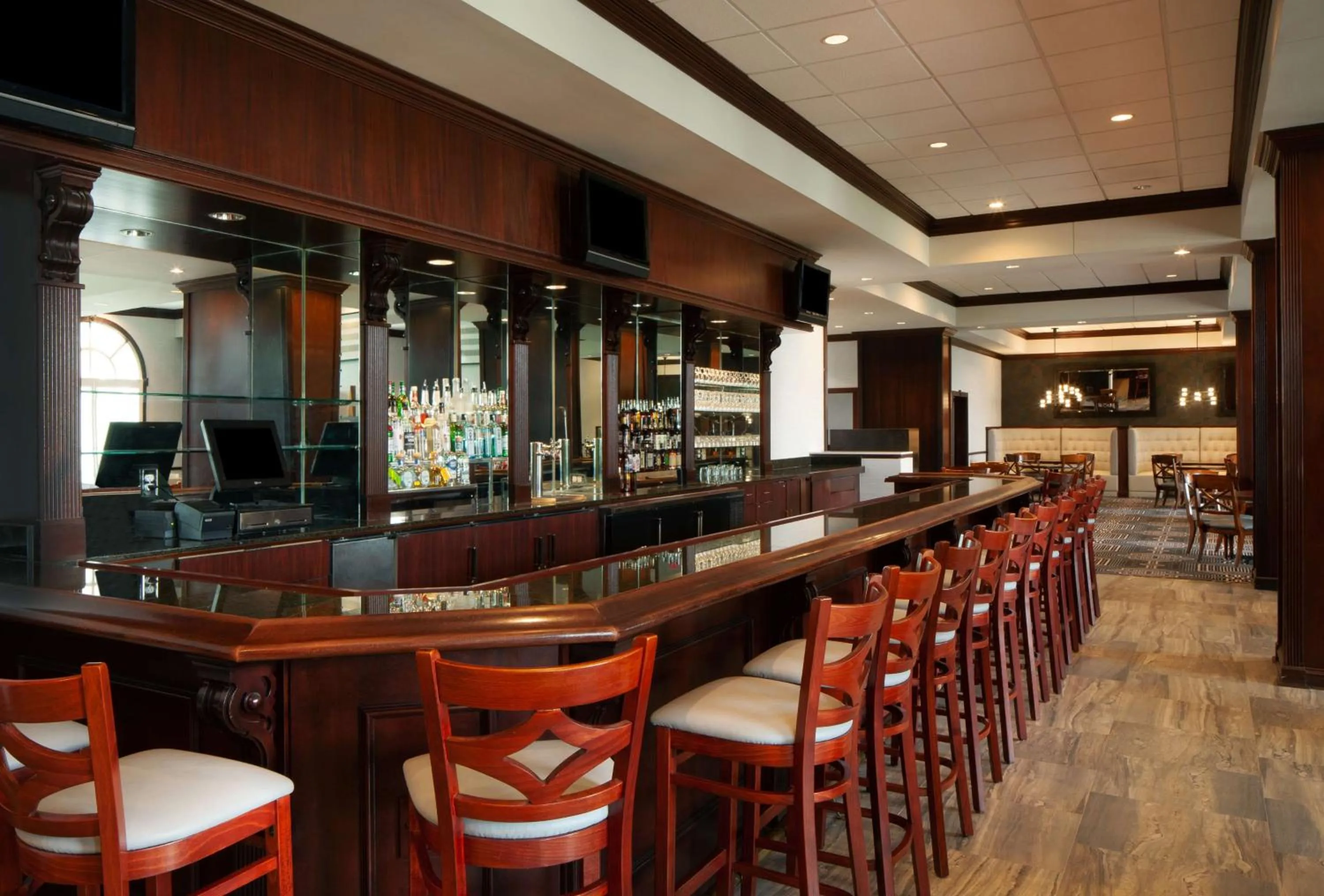 Lounge or bar in Hilton Atlanta/Marietta Hotel & Conference Center