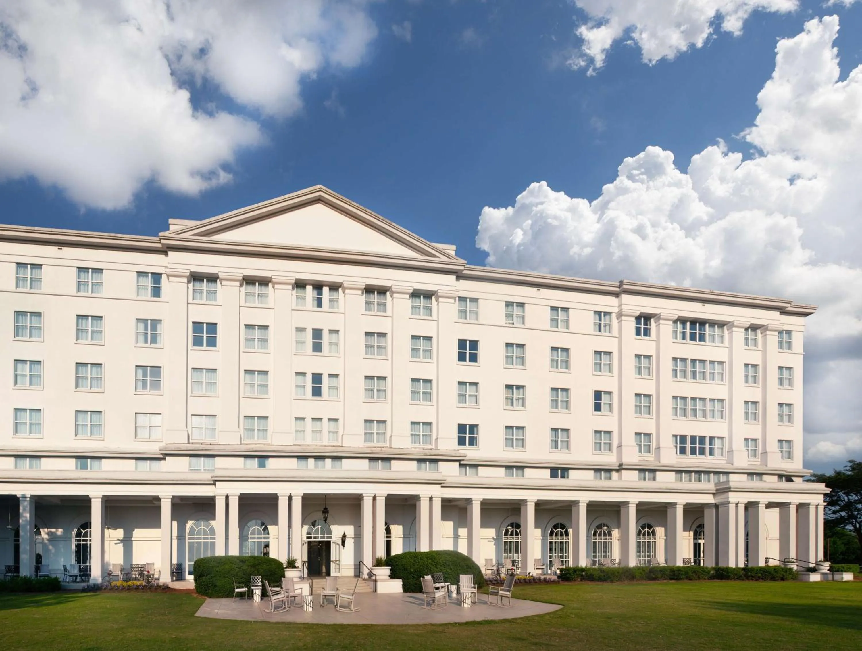 Property building in Hilton Atlanta/Marietta Hotel & Conference Center