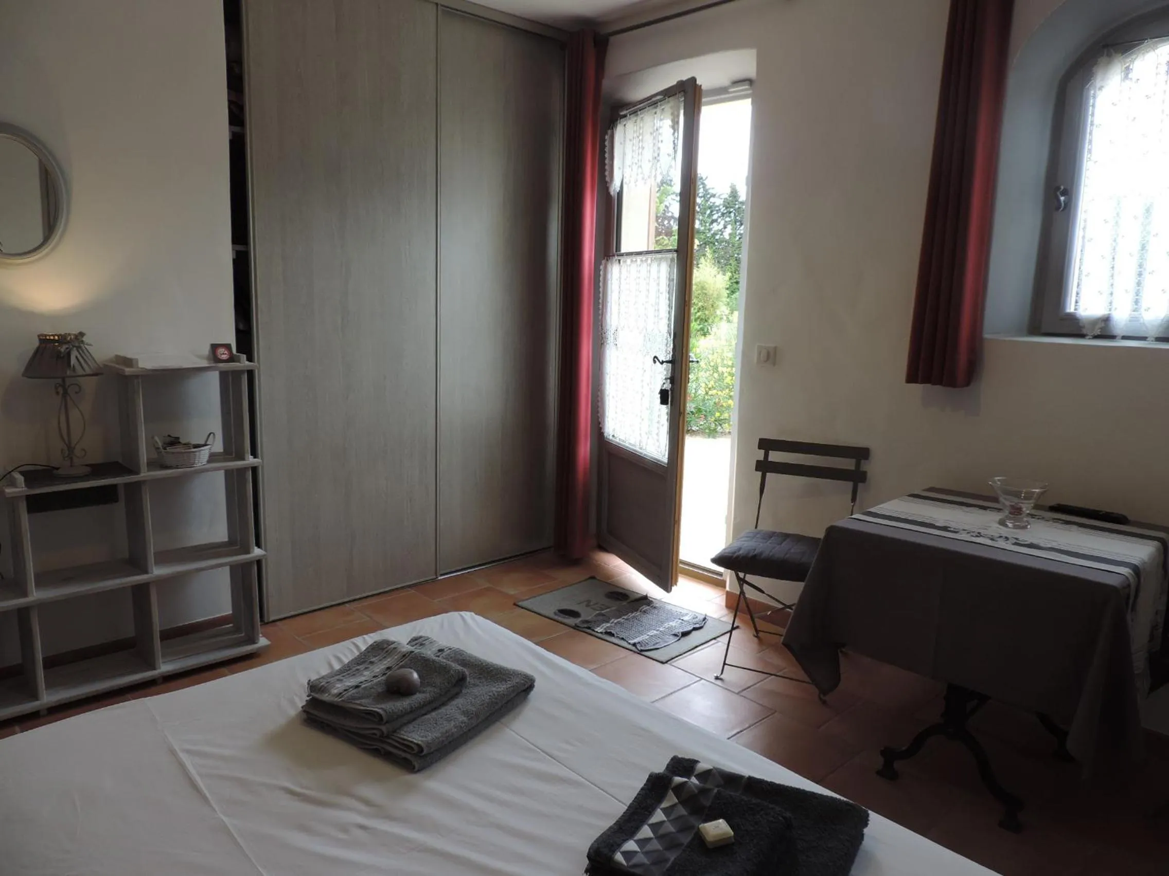 Restaurant/places to eat, Bed in Chambre d'hôtes le faré tchanqué parking gratuit sur place