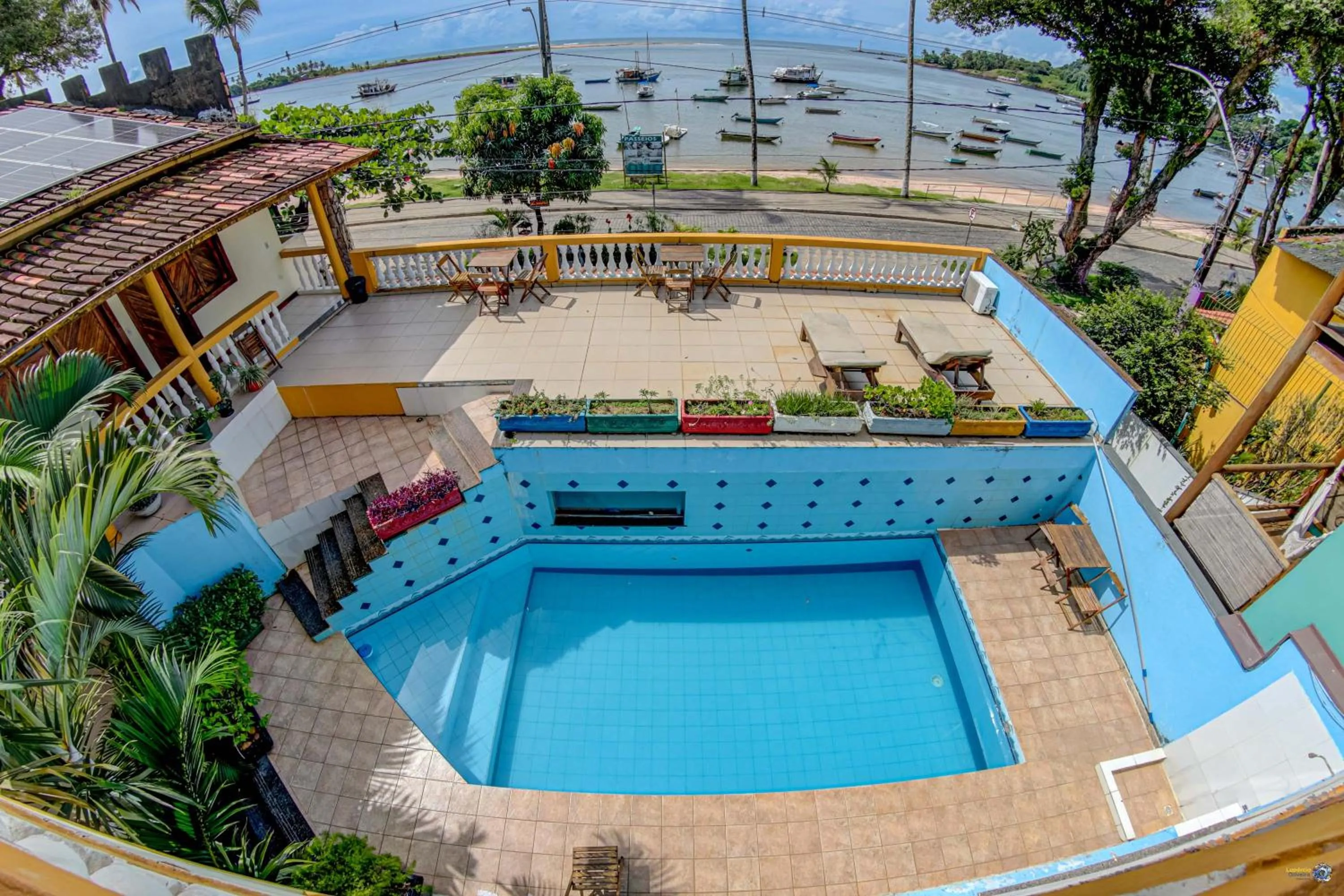 Swimming pool in Pousada Raisis