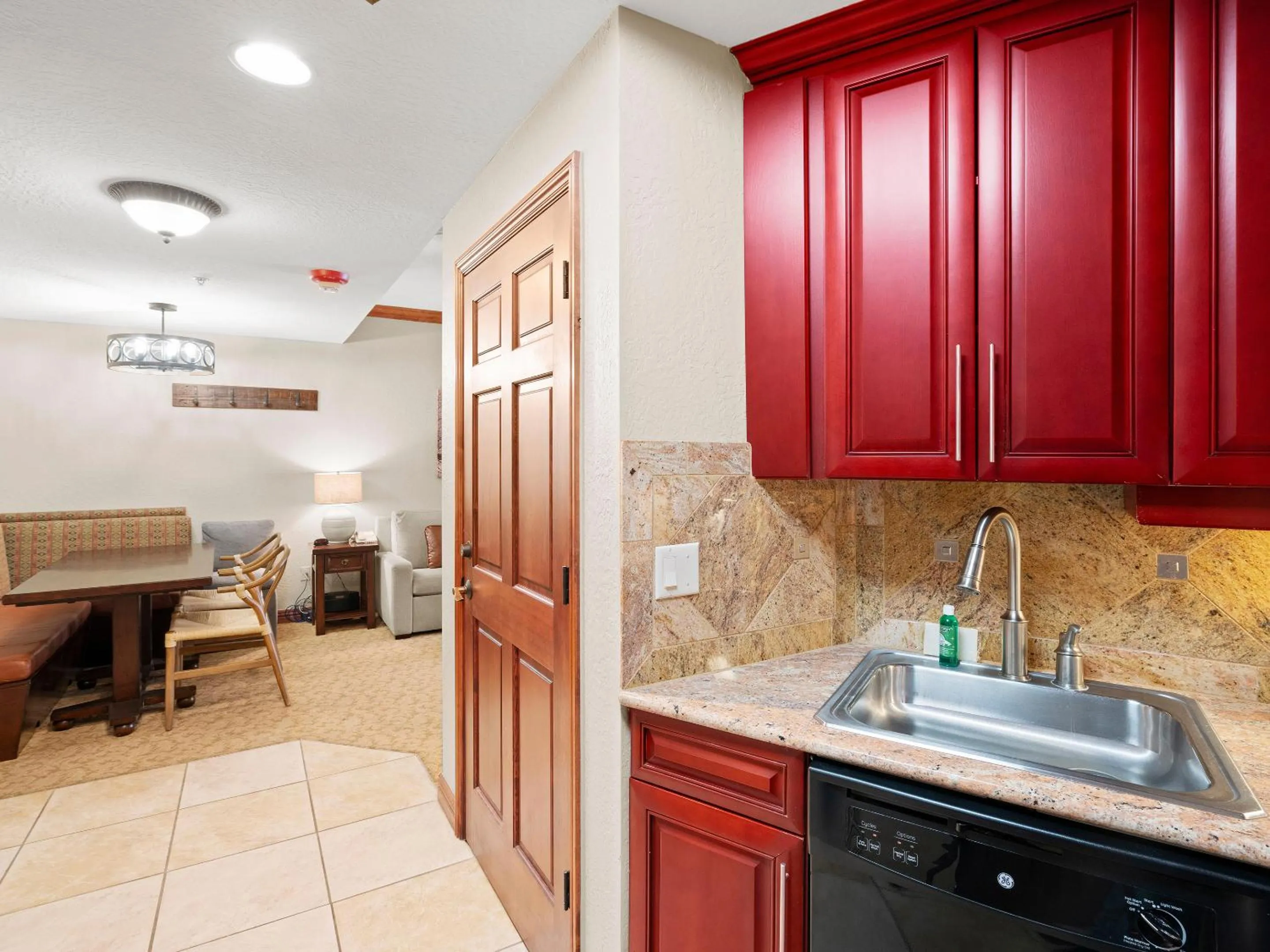 Kitchen or kitchenette in Canyons Village Condos by All Seasons Resort Lodging