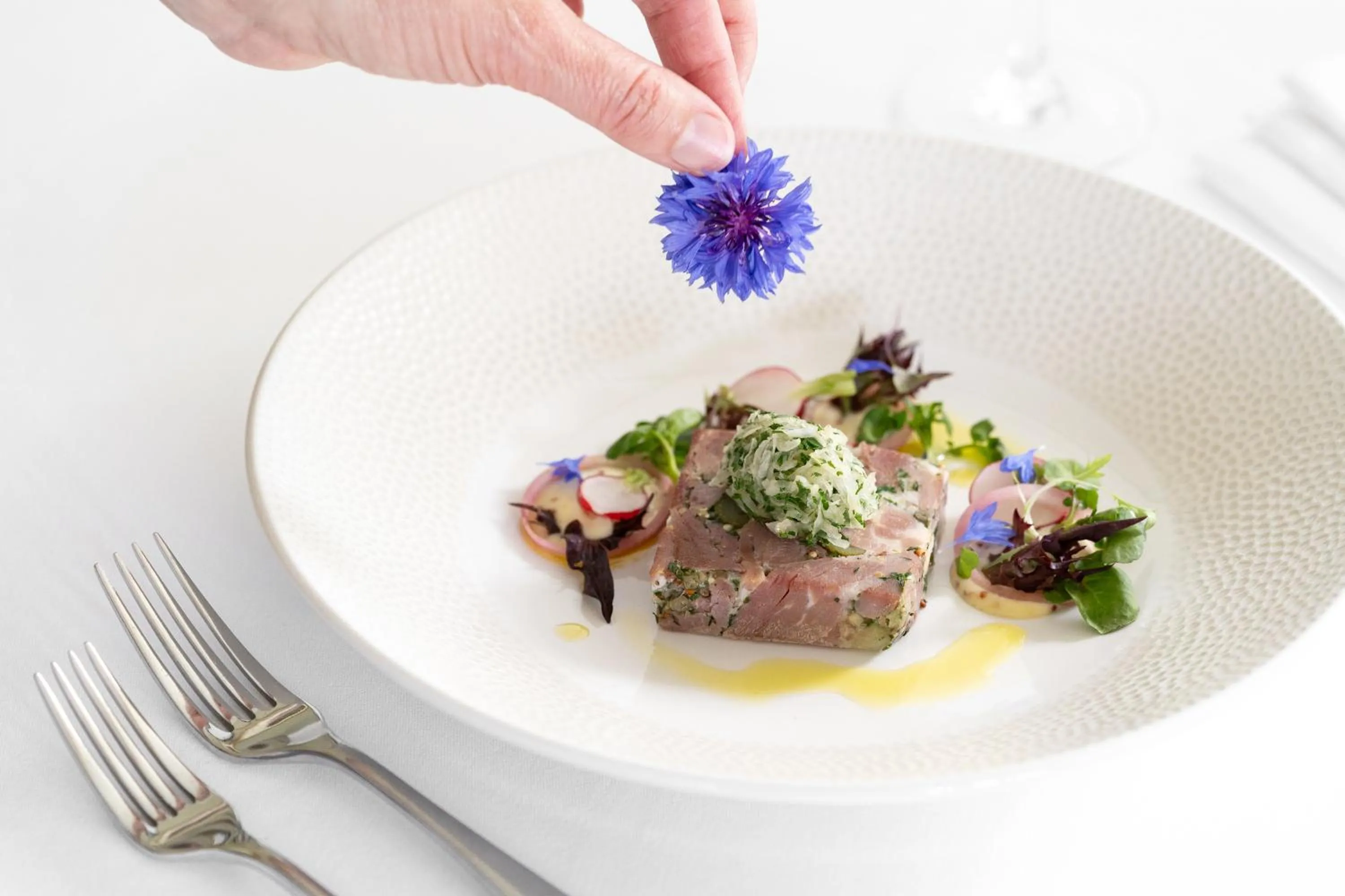 Food in Mill End Hotel