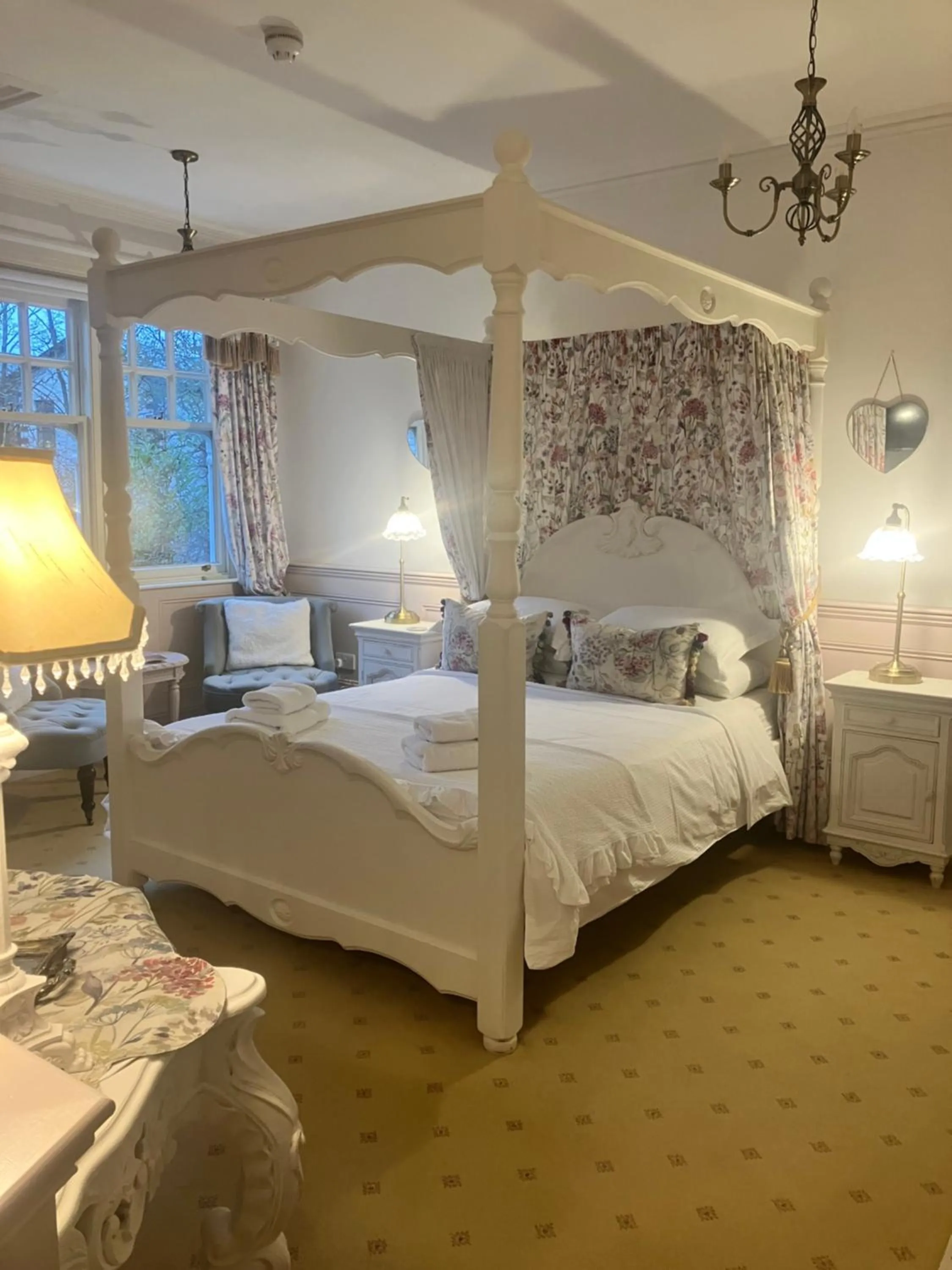 Bed in Storrs Gate House