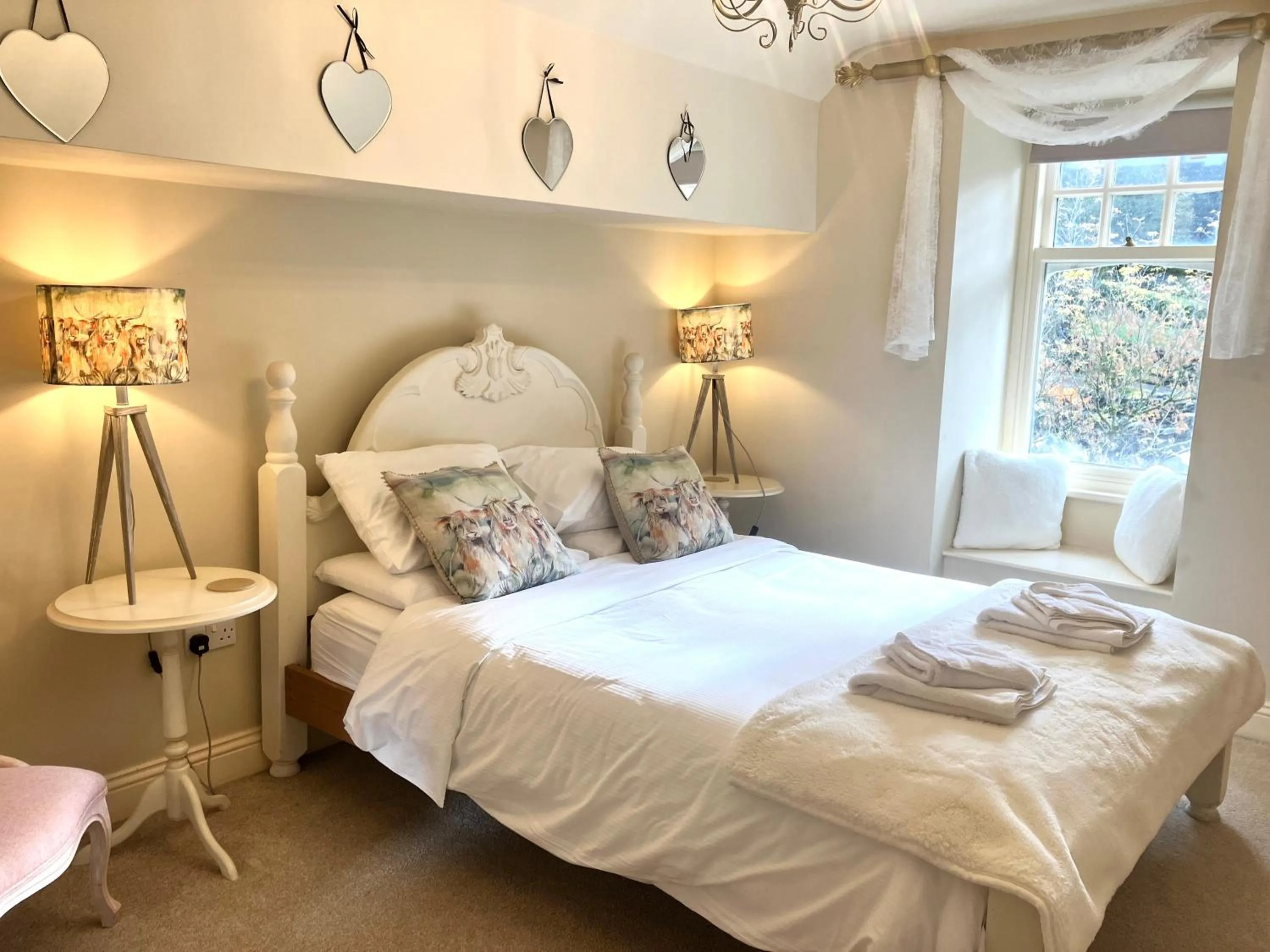 Bed in Storrs Gate House