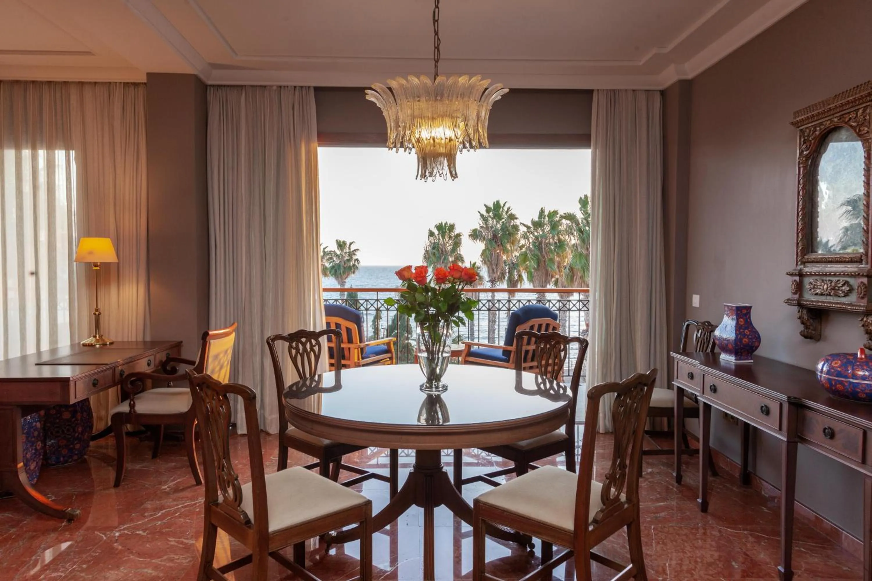 Photo of the whole room in Annabelle