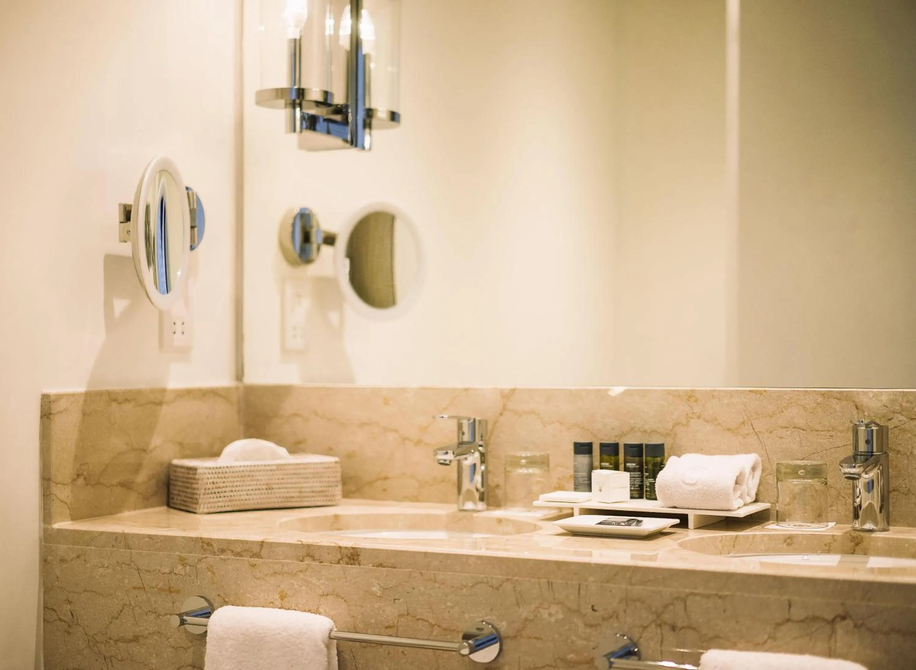 Bathroom in Annabelle