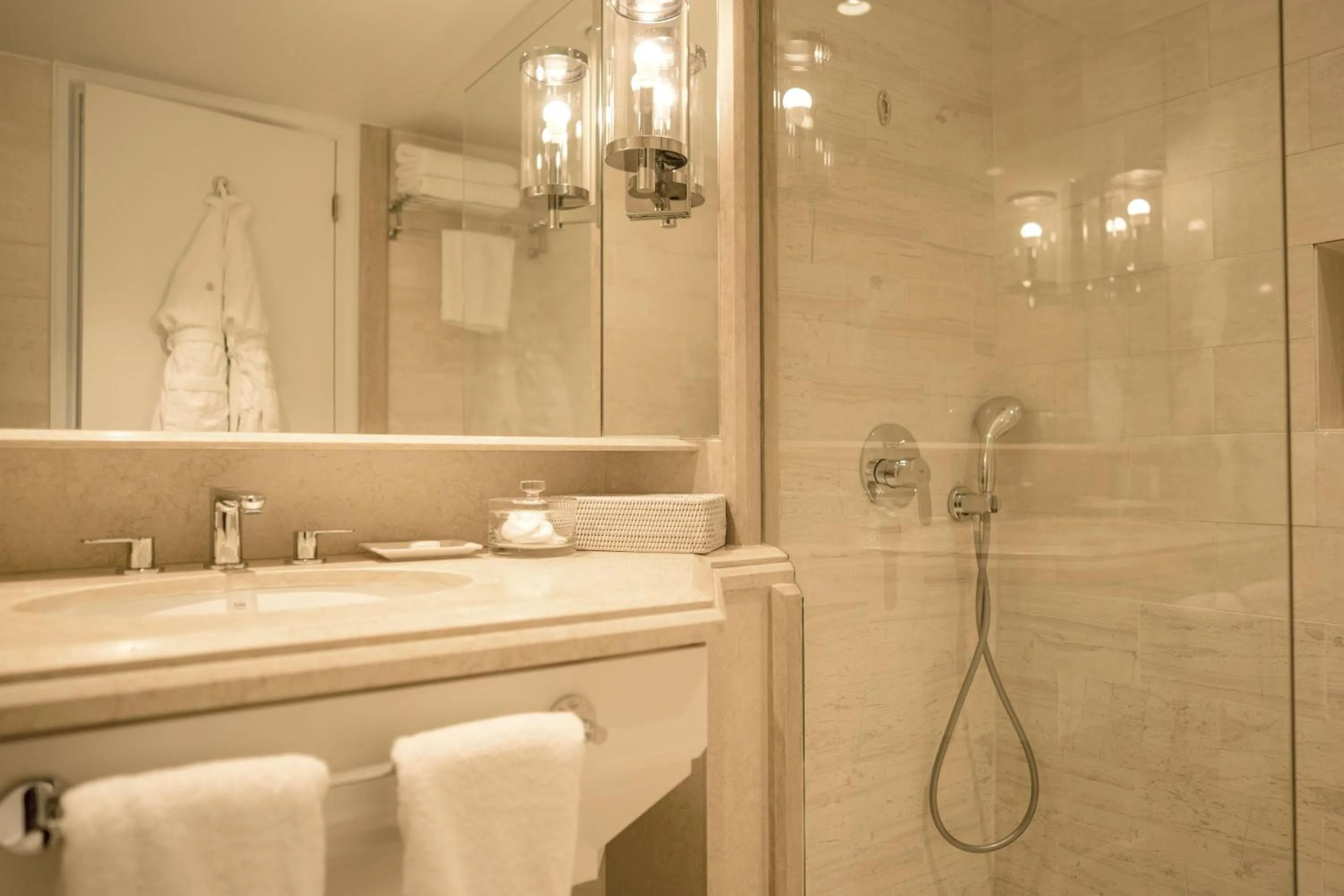 Bathroom in Annabelle