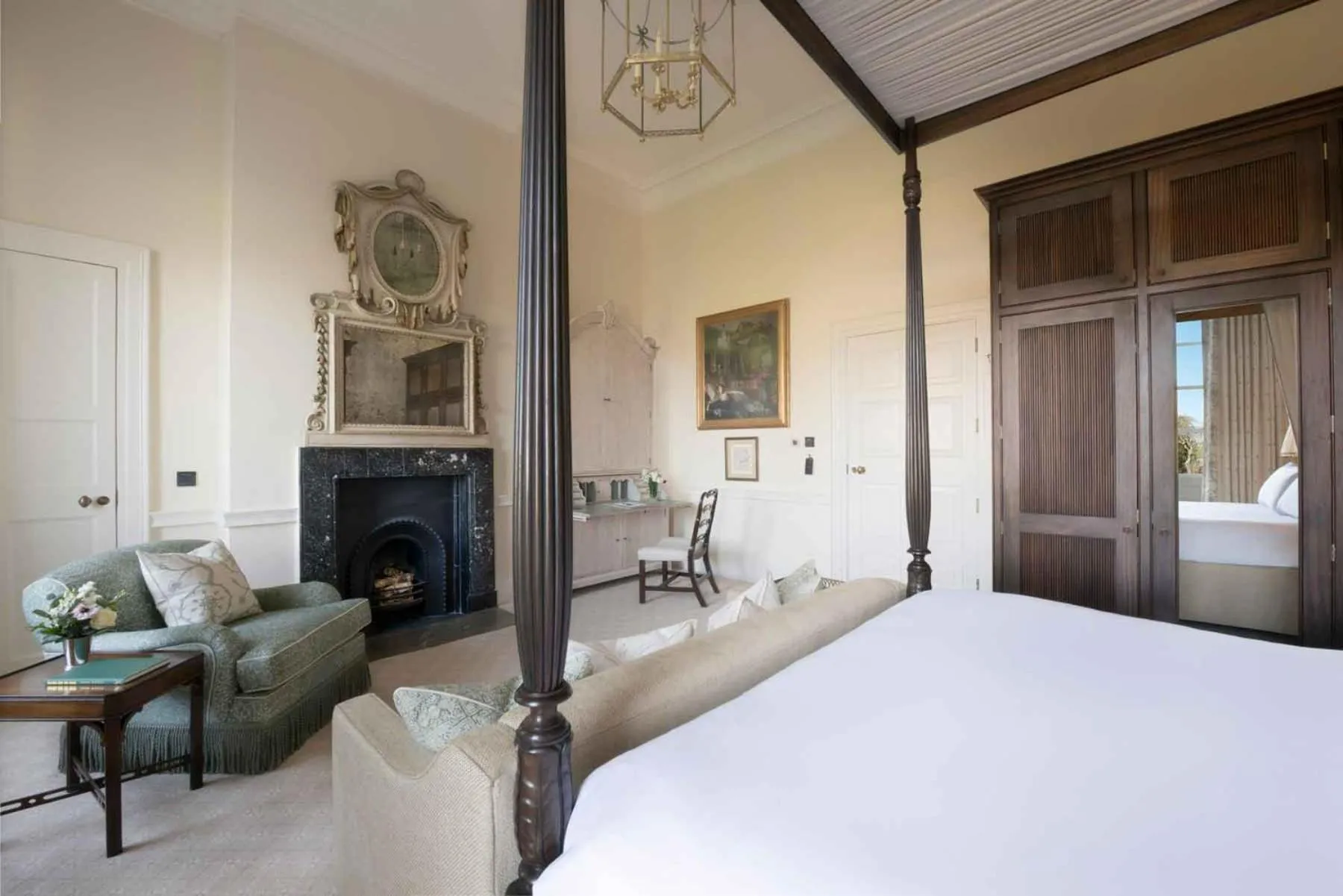 Seating area, Bed in Cashel Palace Hotel