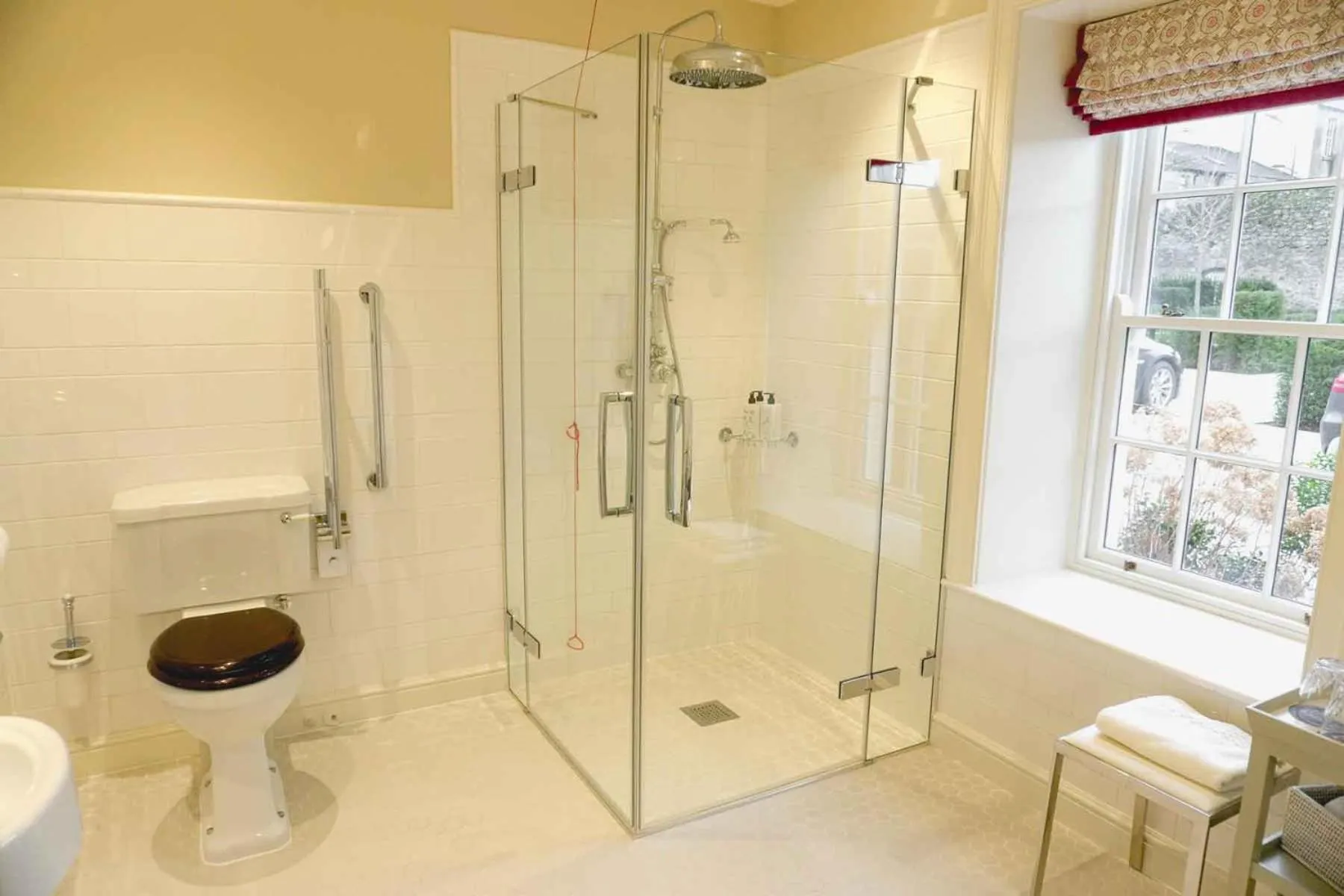 Shower in Cashel Palace Hotel