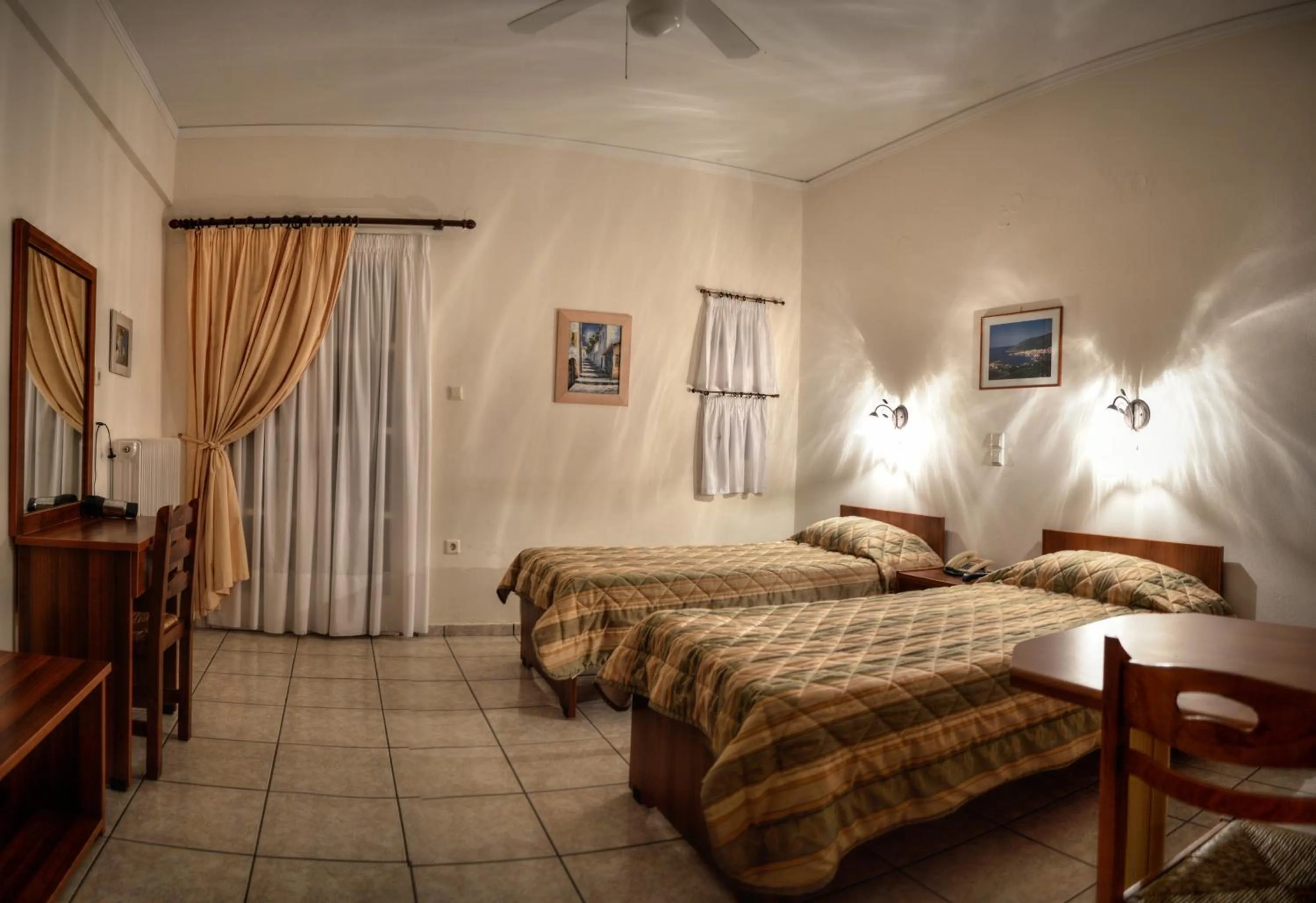 Photo of the whole room, Bed in Vassiliki Studios