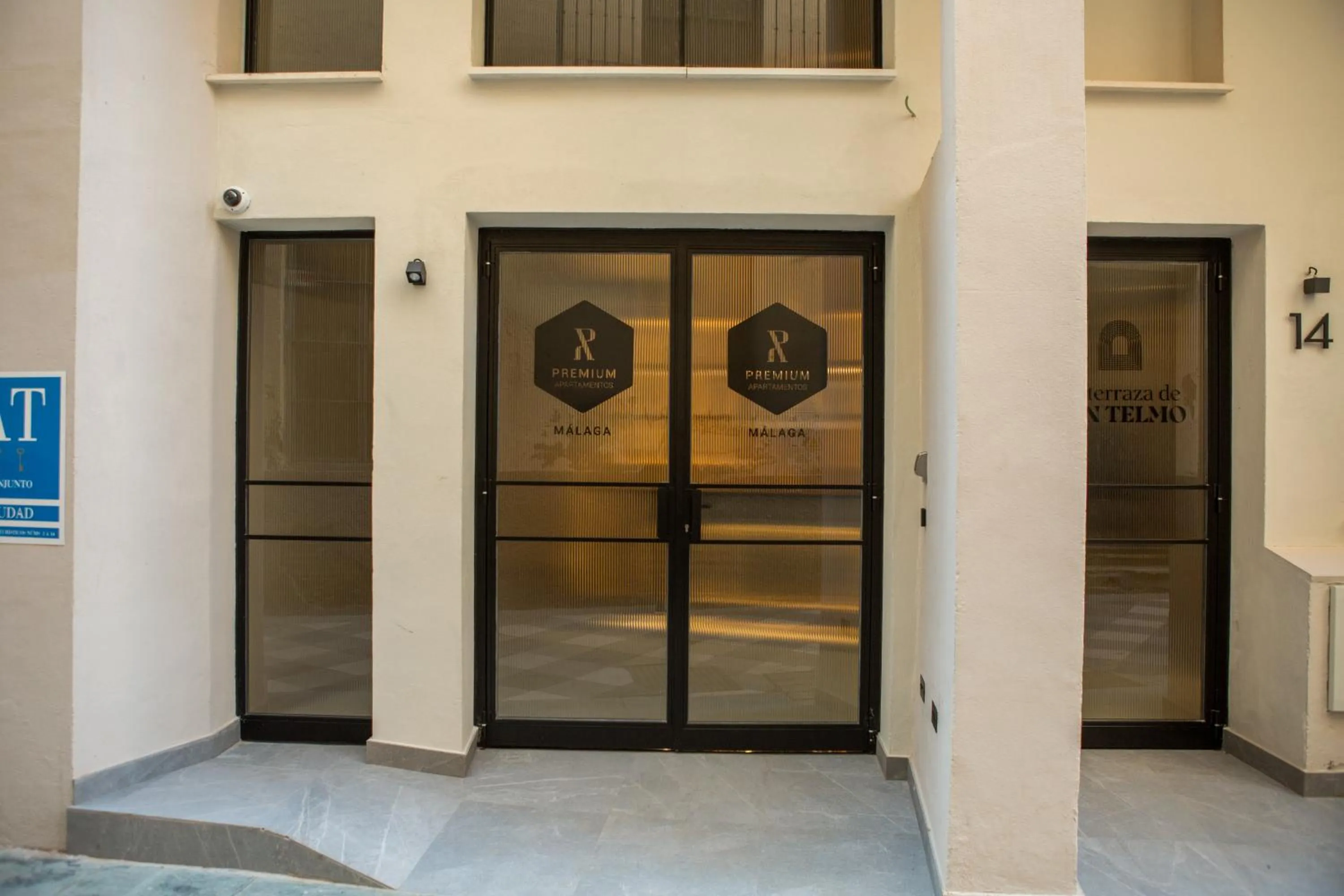 Facade/entrance in Apartamentos Málaga Premium - Calle San Telmo