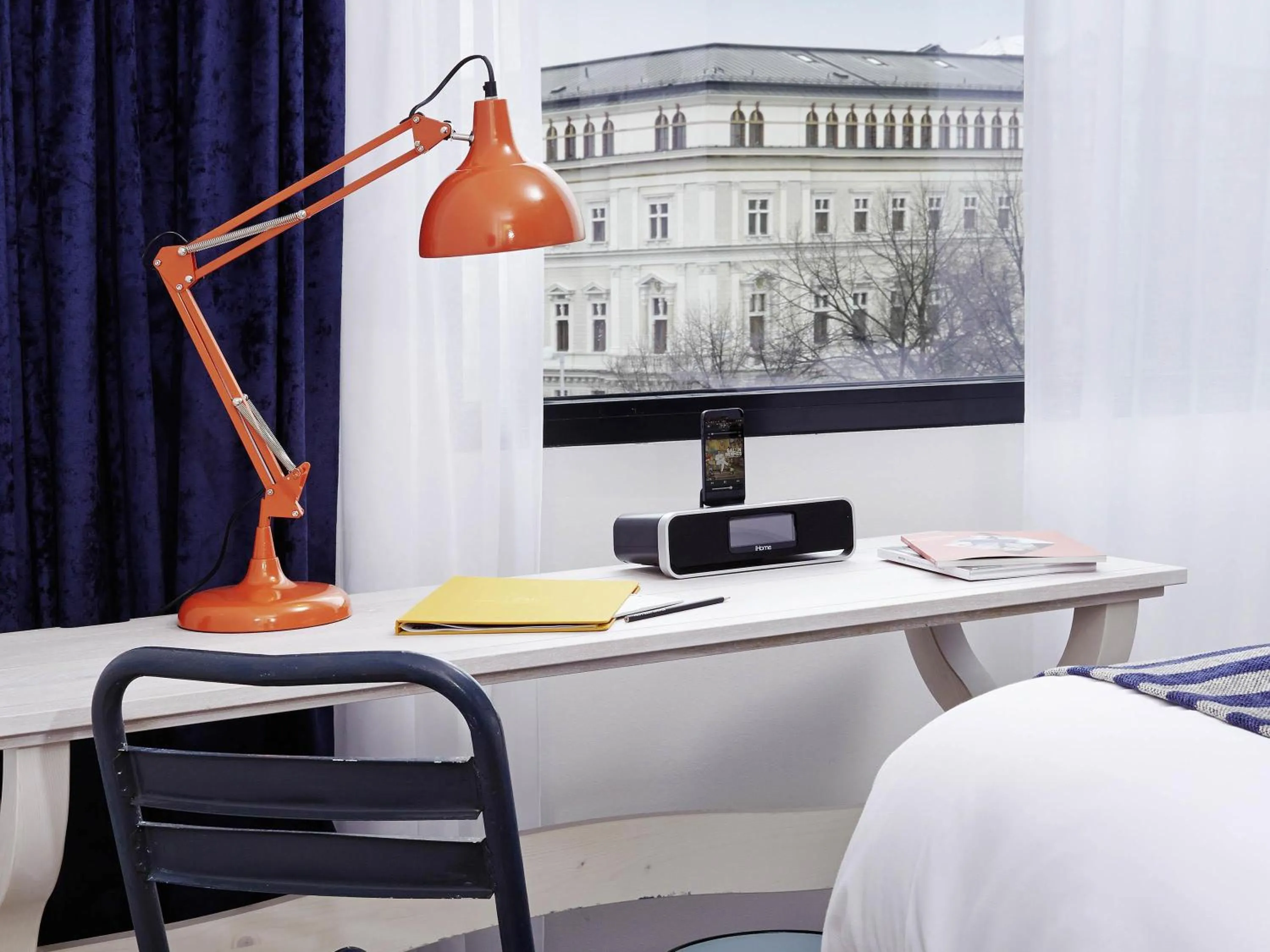 Bedroom, Bed in 25hours Hotel beim MuseumsQuartier