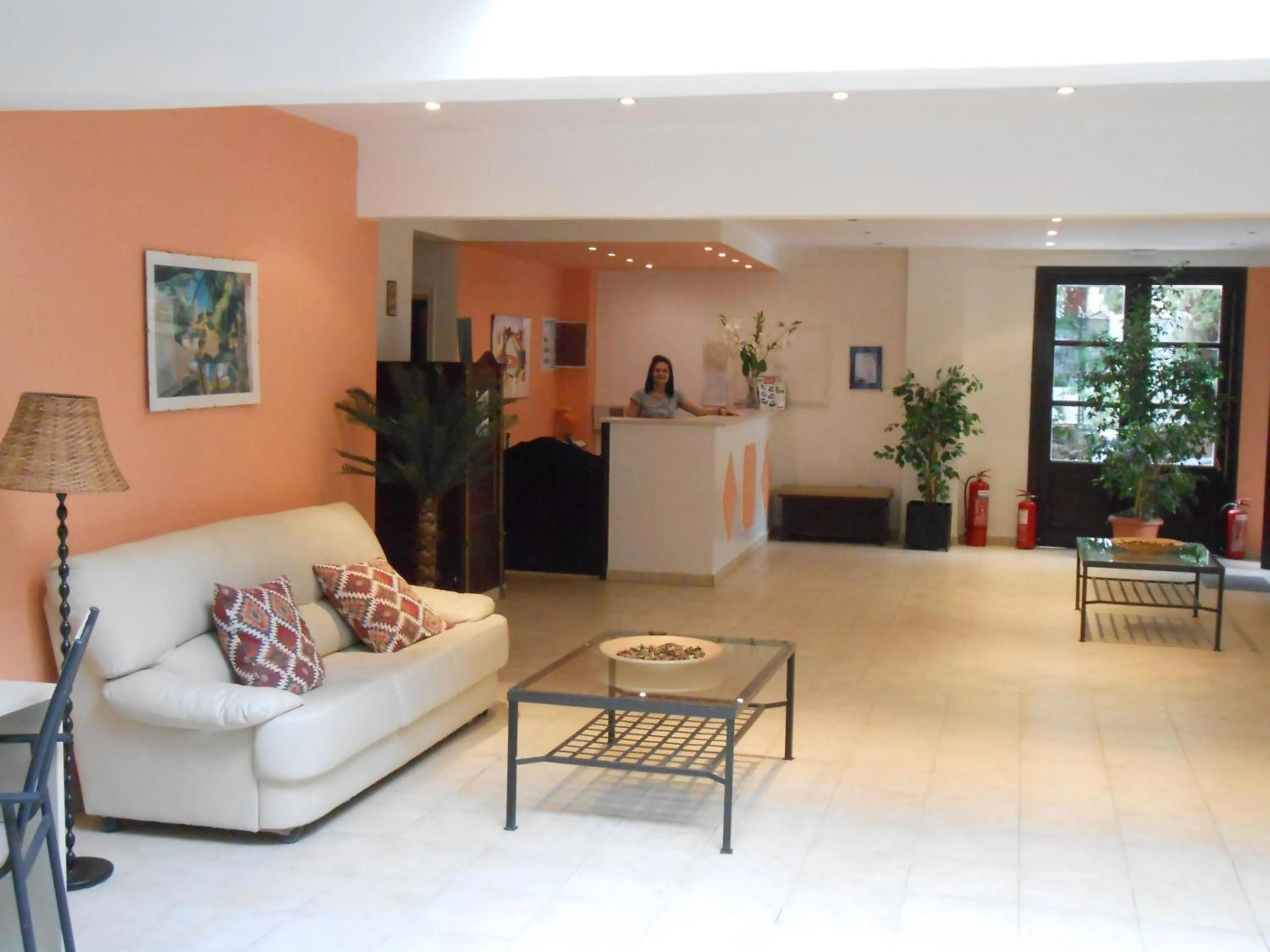 Lobby or reception in Annaliza Apartments