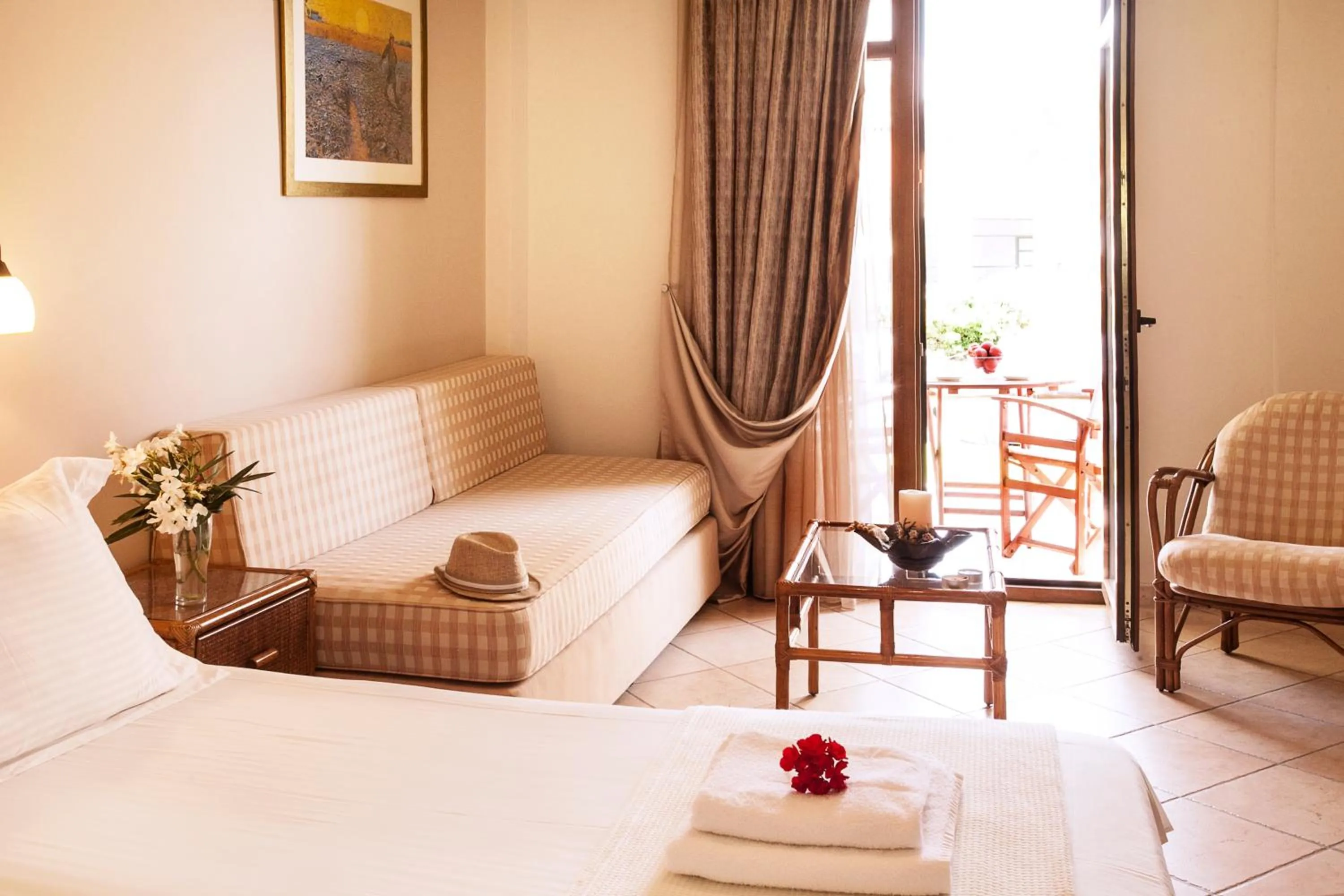 Photo of the whole room, Bed in Hotel Paralio