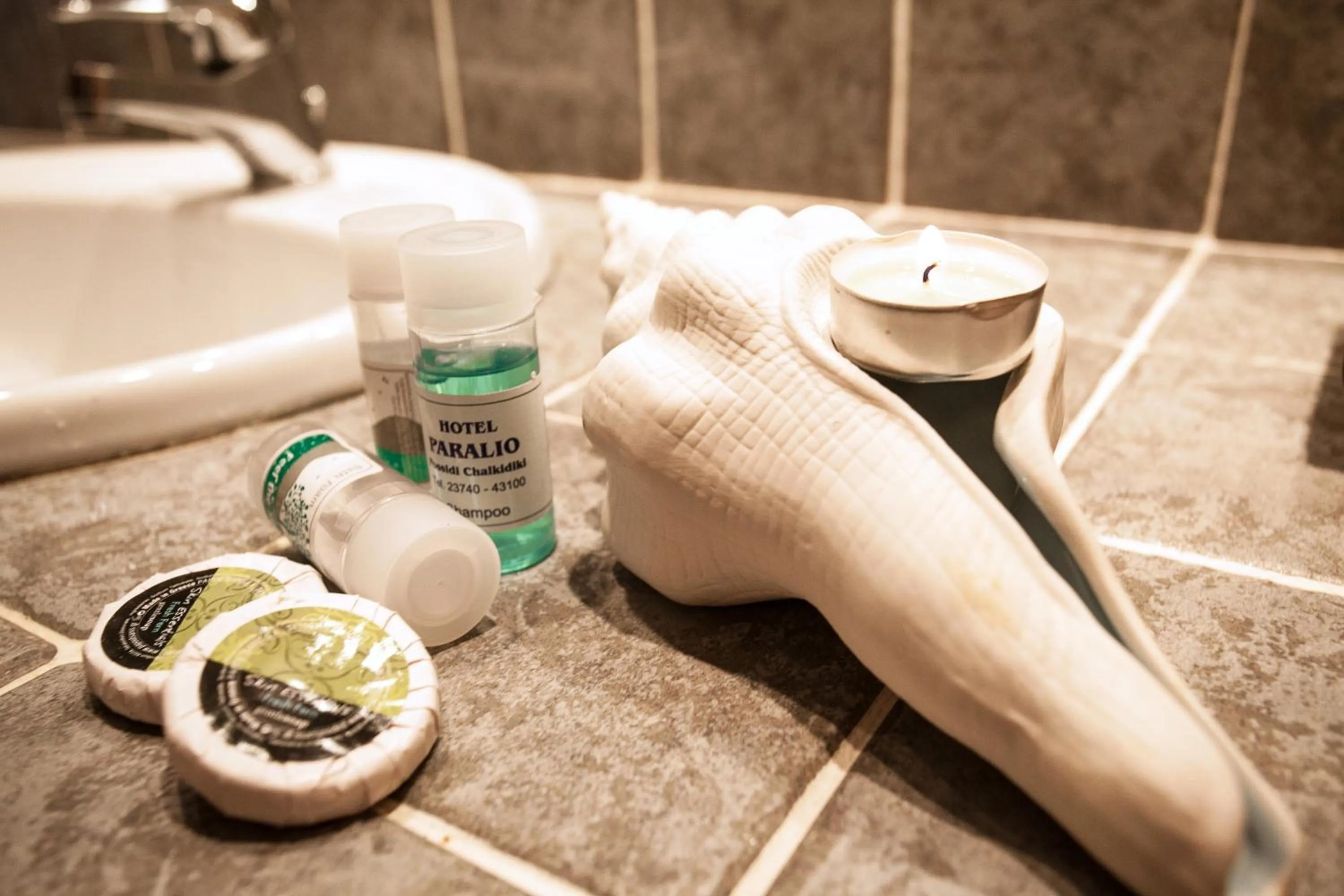 Bathroom in Hotel Paralio