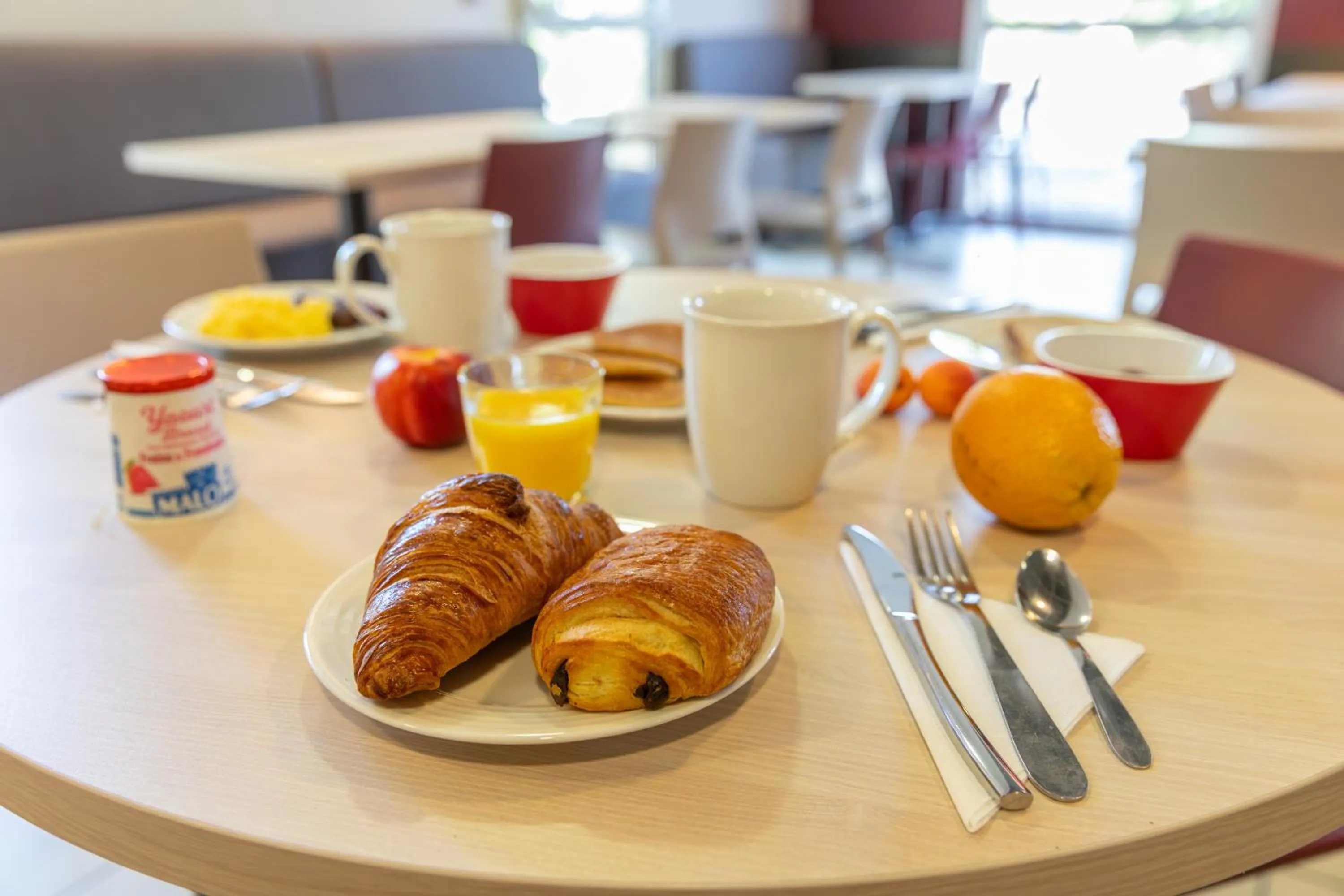 Breakfast in Ace Hotel Bourges