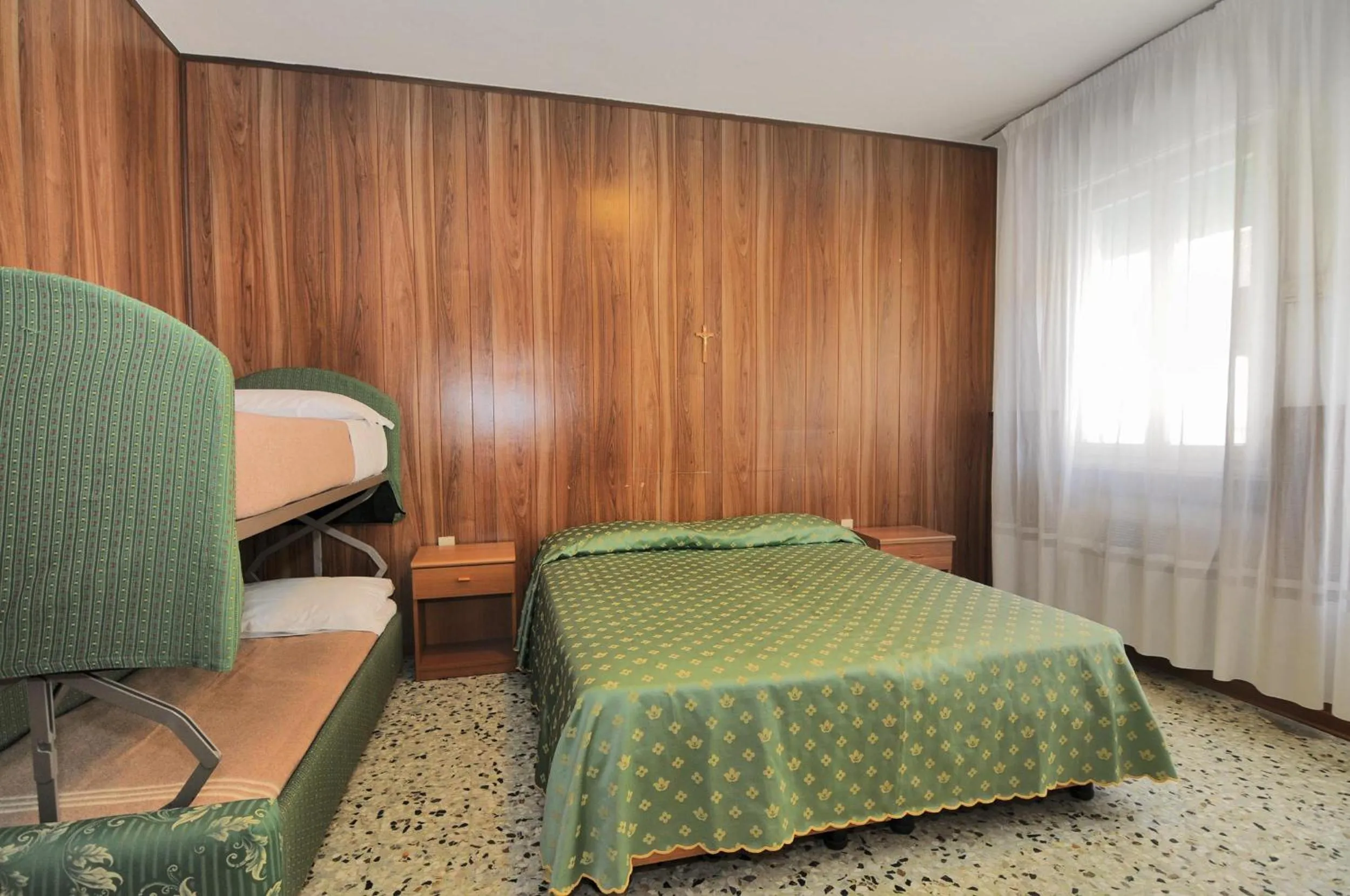 Bed in Venus Best Price