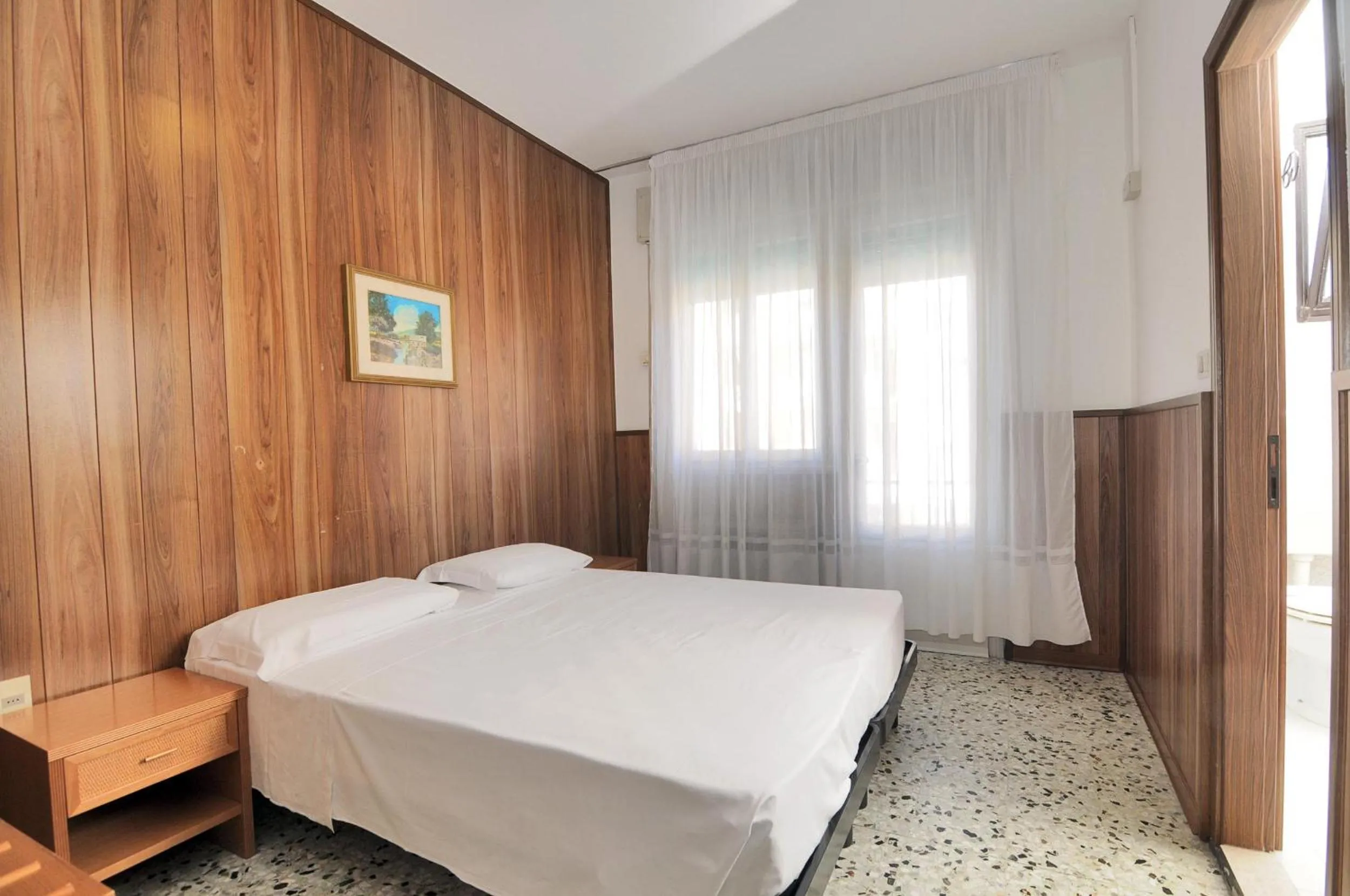 Bedroom, Bed in Venus Best Price