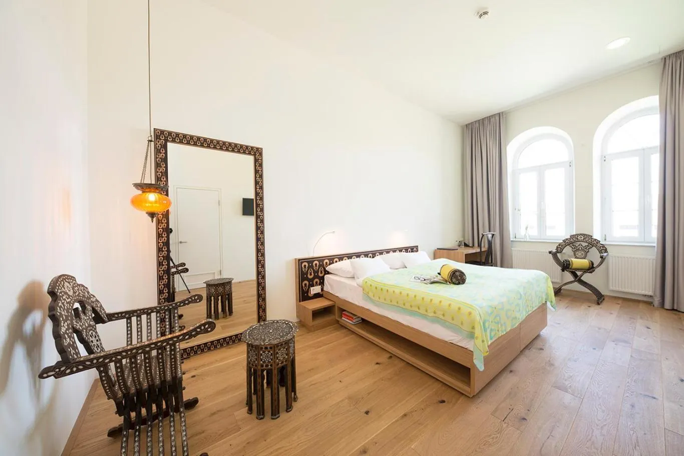 Photo of the whole room, Bed in Gabrium