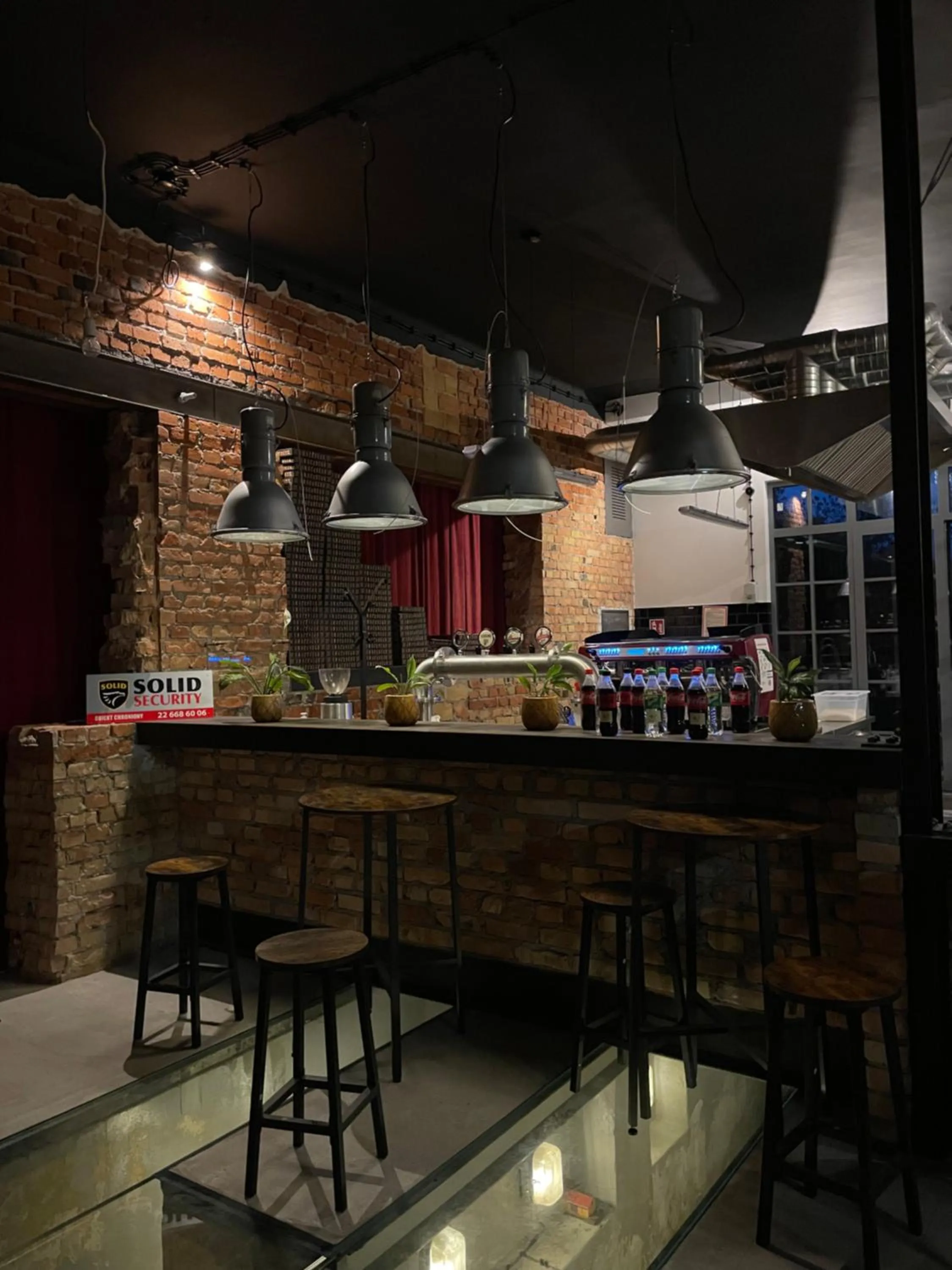 Restaurant/places to eat in Loft Car Factory