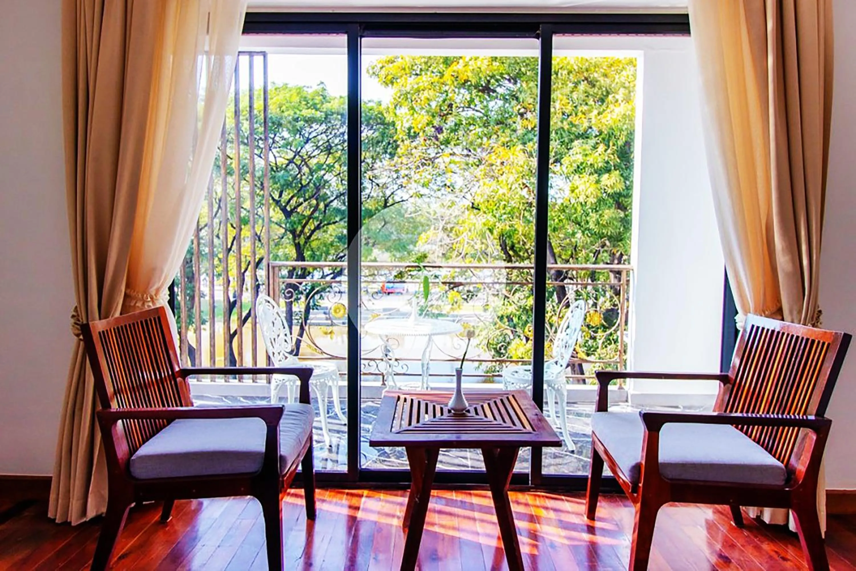 Living room in Zita Angkor Hotel