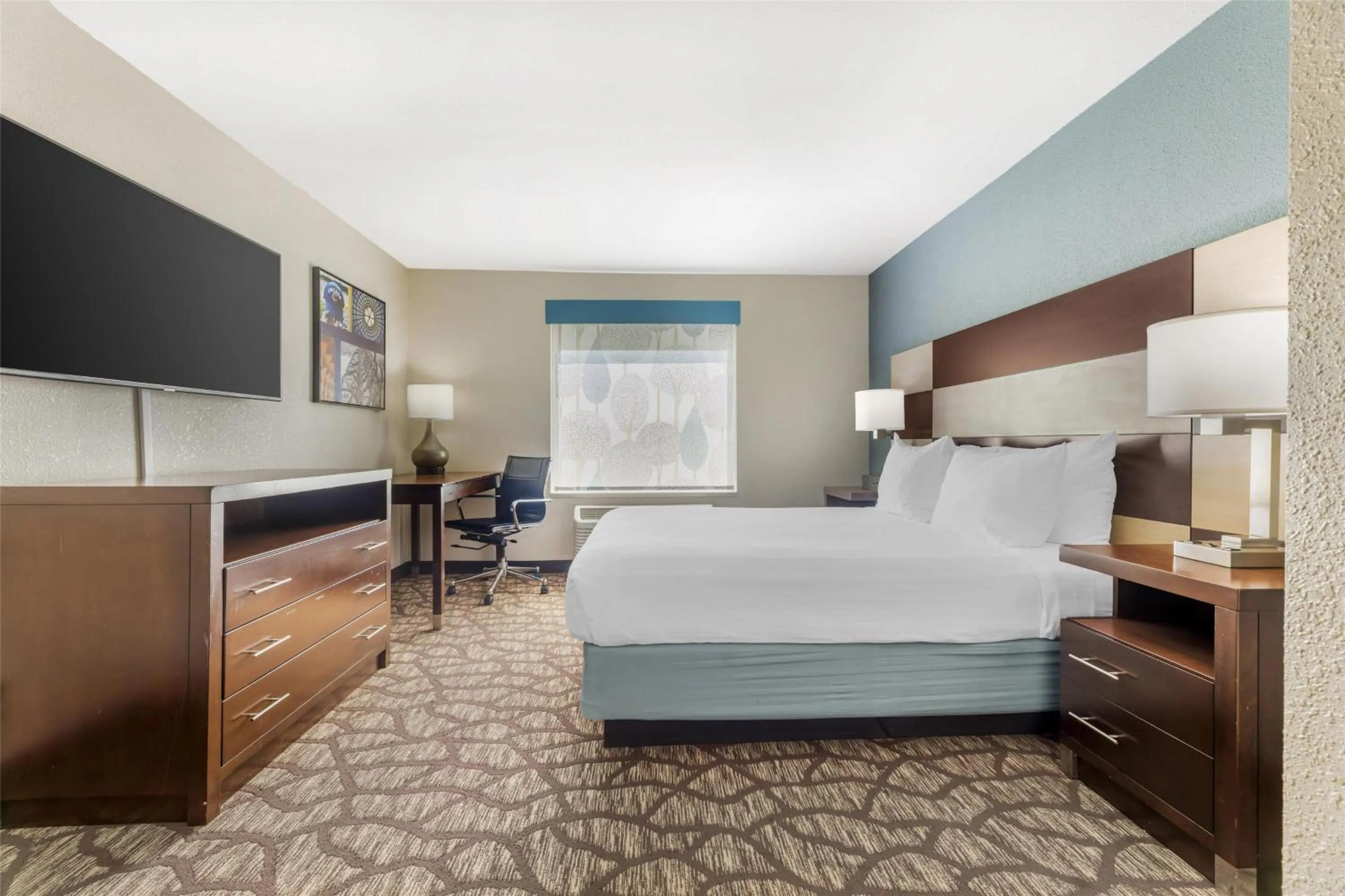 Bedroom, Bed in Best Western Joliet Inn & Suites