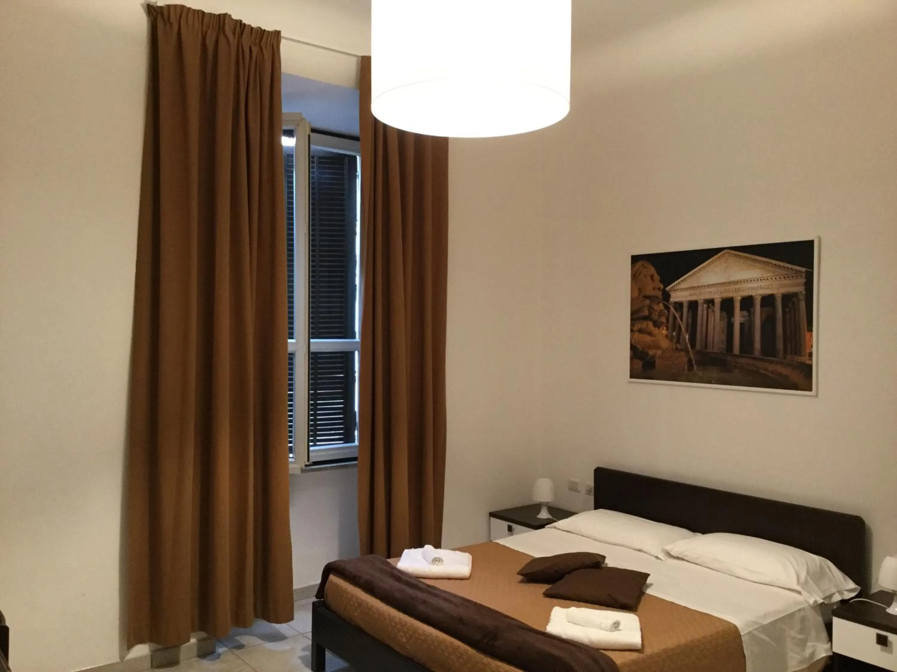 Decorative detail, Bed in Cialdini Rome