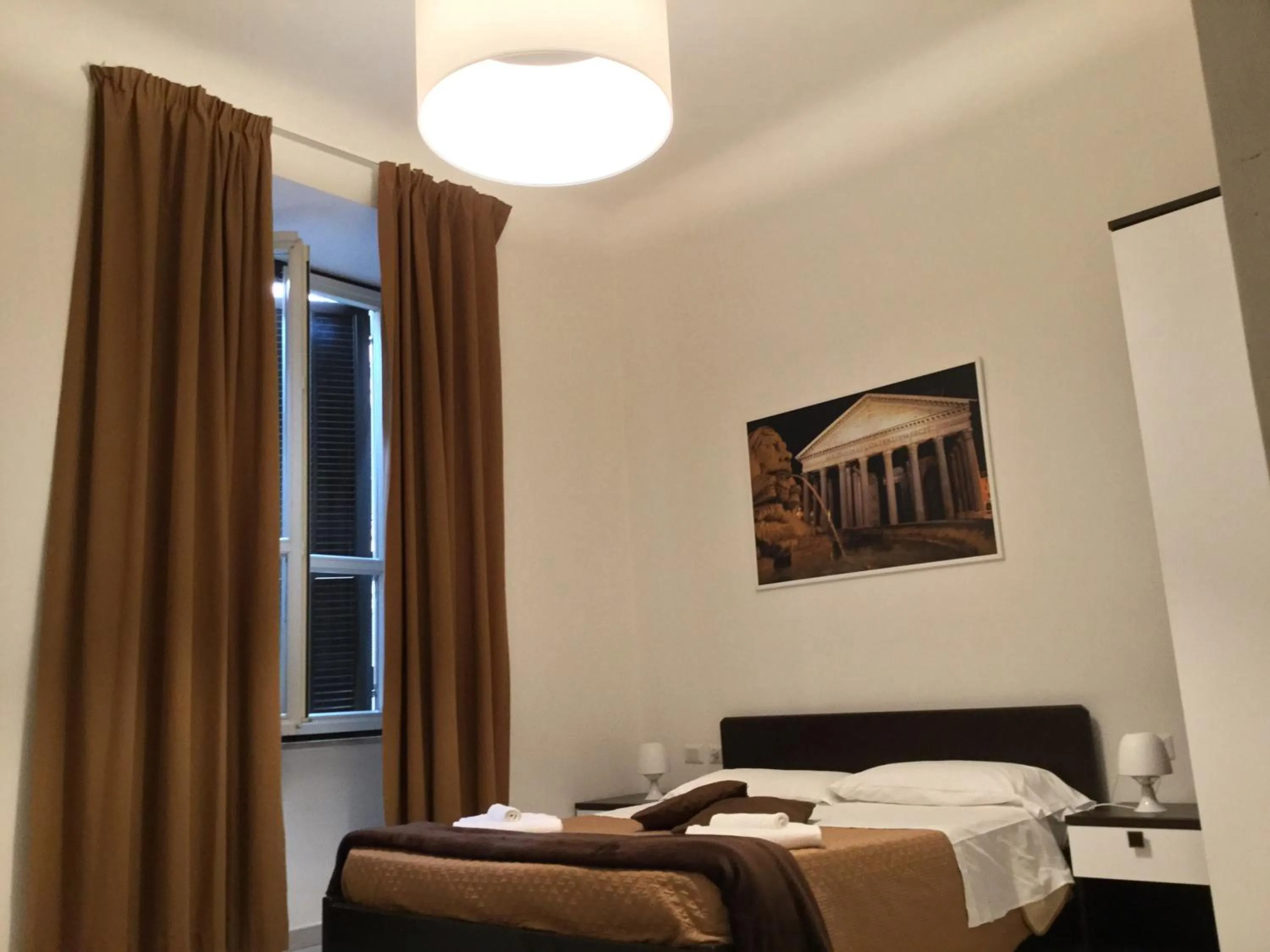 Bedroom, Bed in Cialdini Rome