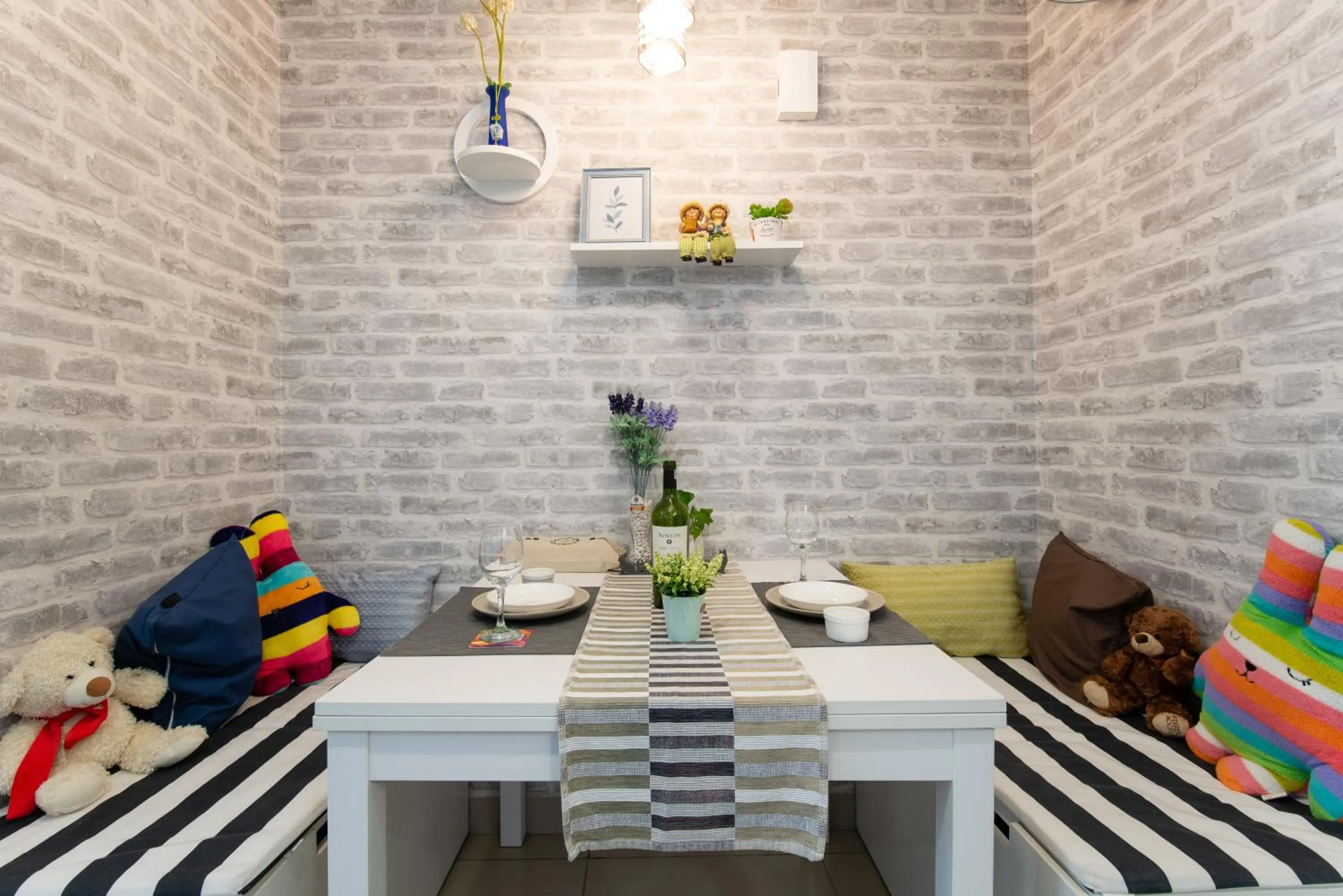 Modern Luxury Studio