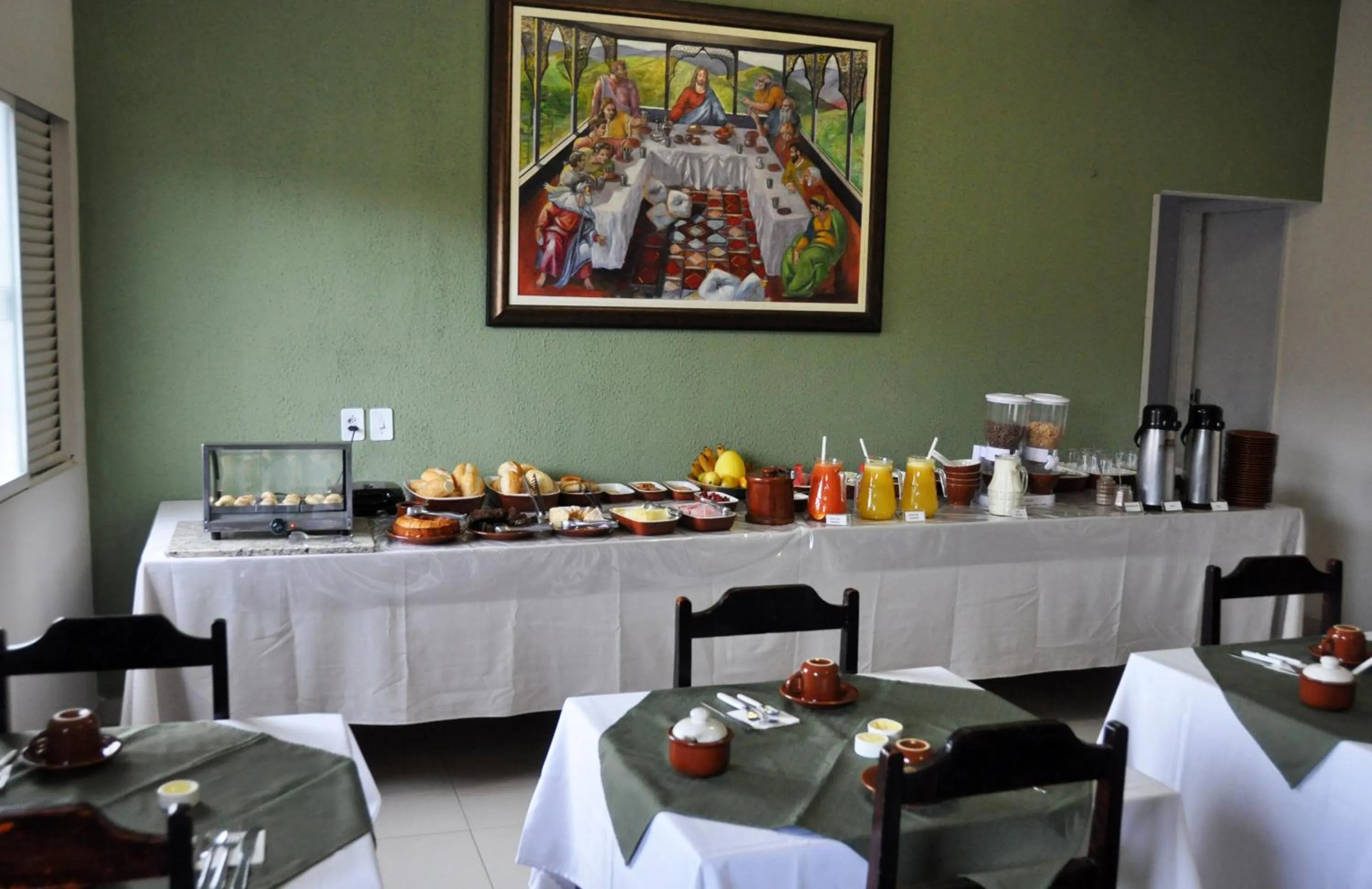 Restaurant/places to eat in Hotel Oriente