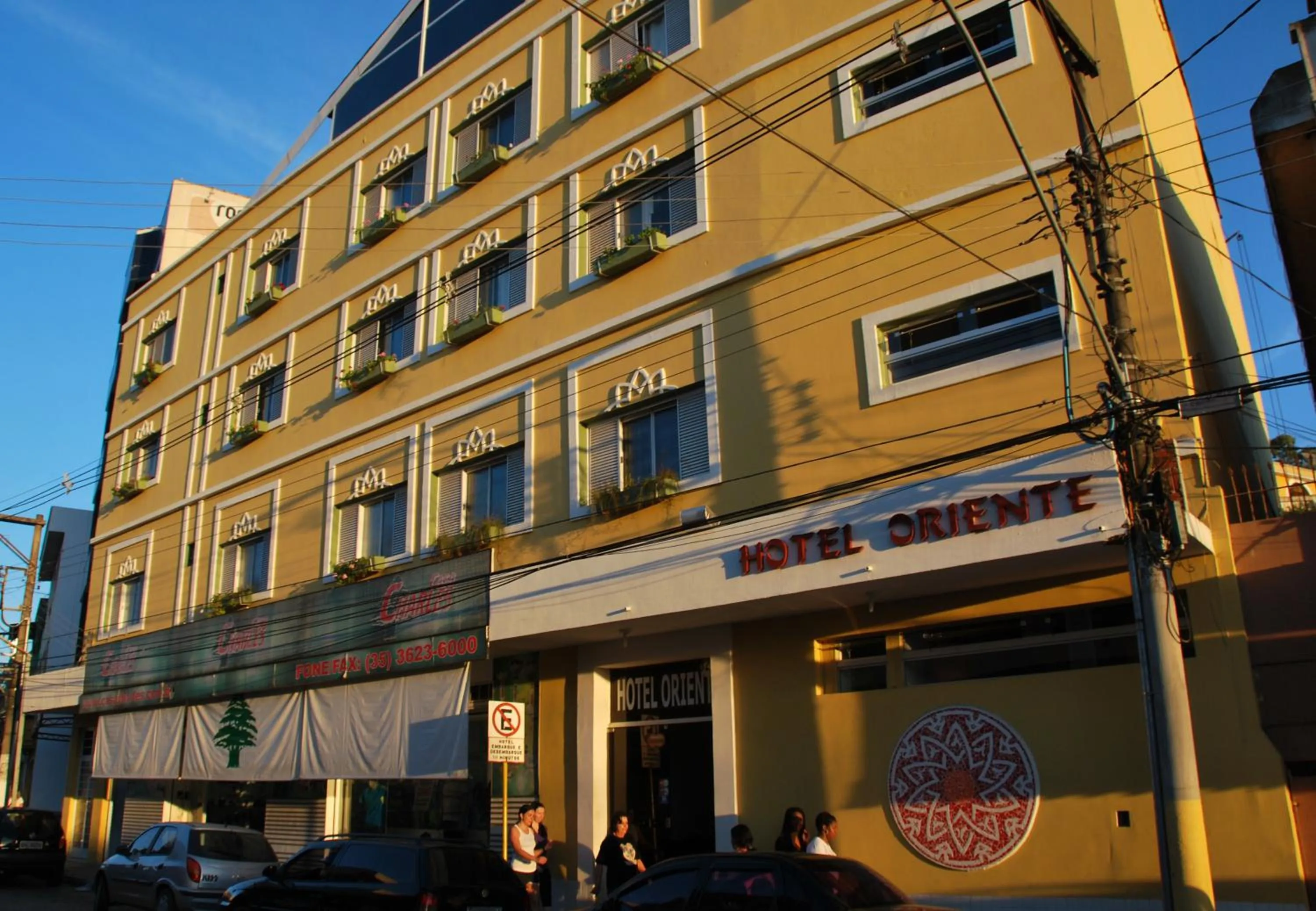 Facade/entrance in Hotel Oriente