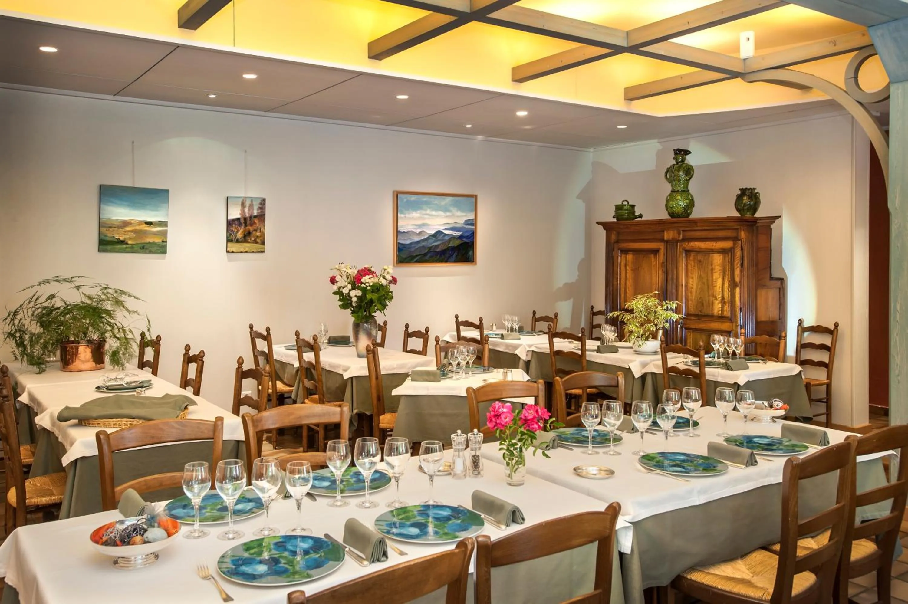 Restaurant/places to eat in Logis Hôtel Restaurant Le Mont Aigoual