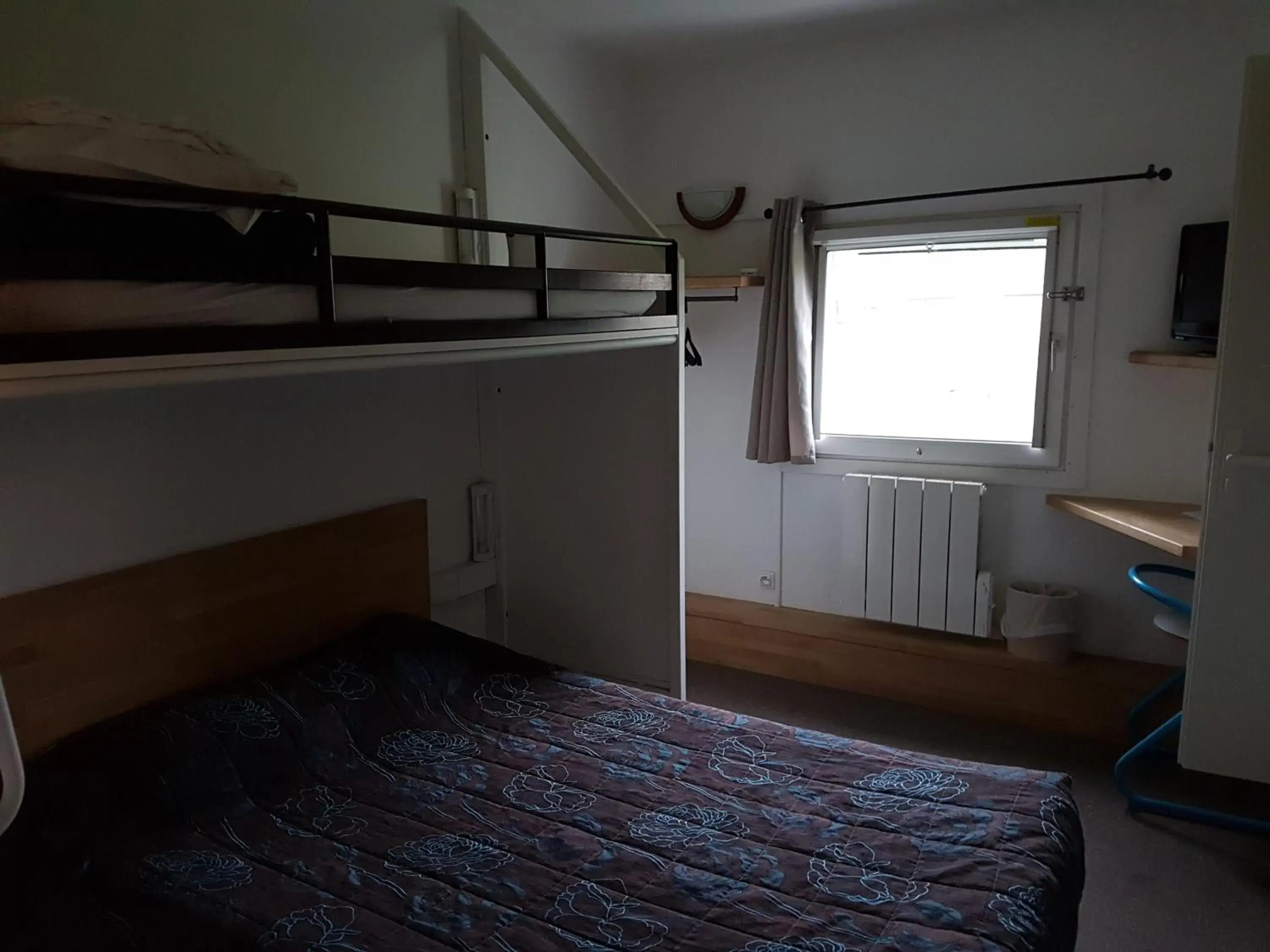 Family Room in Hotel Macon la Salle Family Room in Hotel Macon la Salle