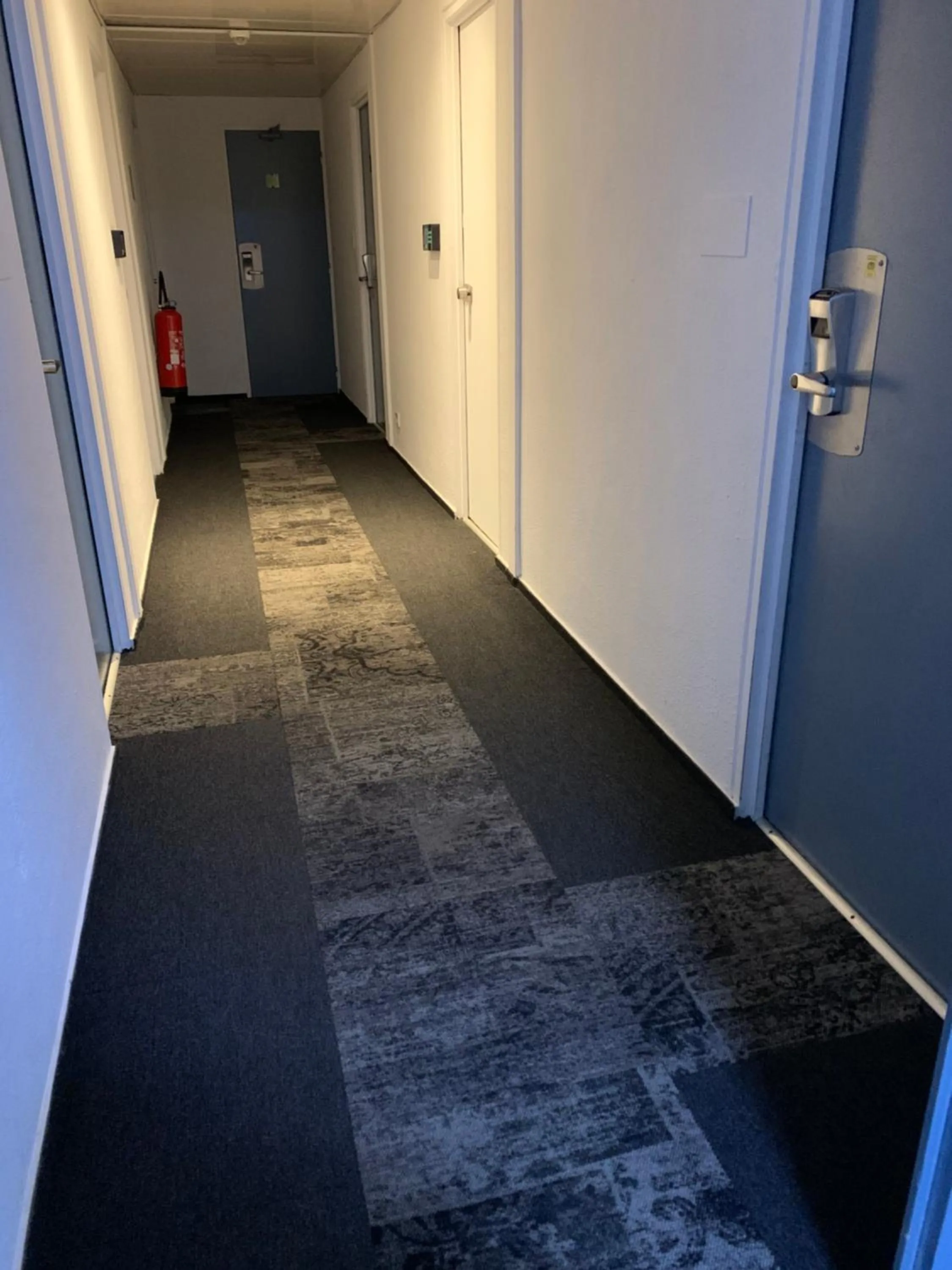 Property building in Hotel Macon la Salle