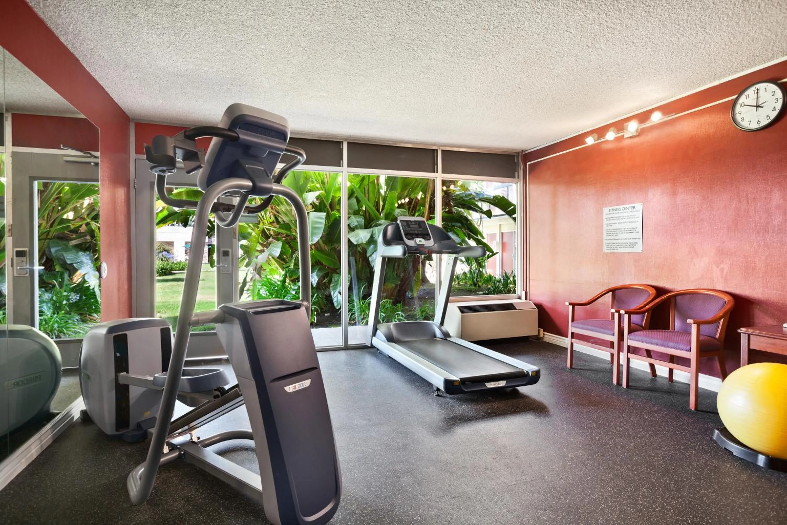 Fitness centre/facilities in Ramada by Wyndham Sunnyvale/Silicon Valley
