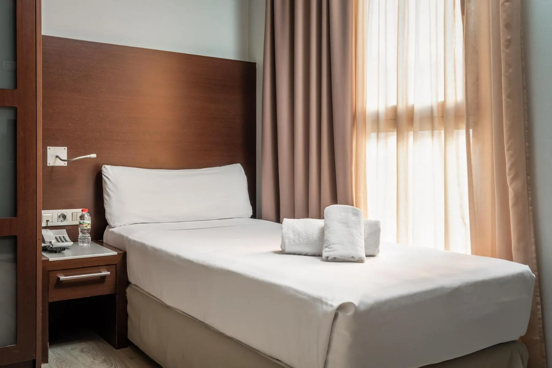 Bed in Hotel Madanis Liceo