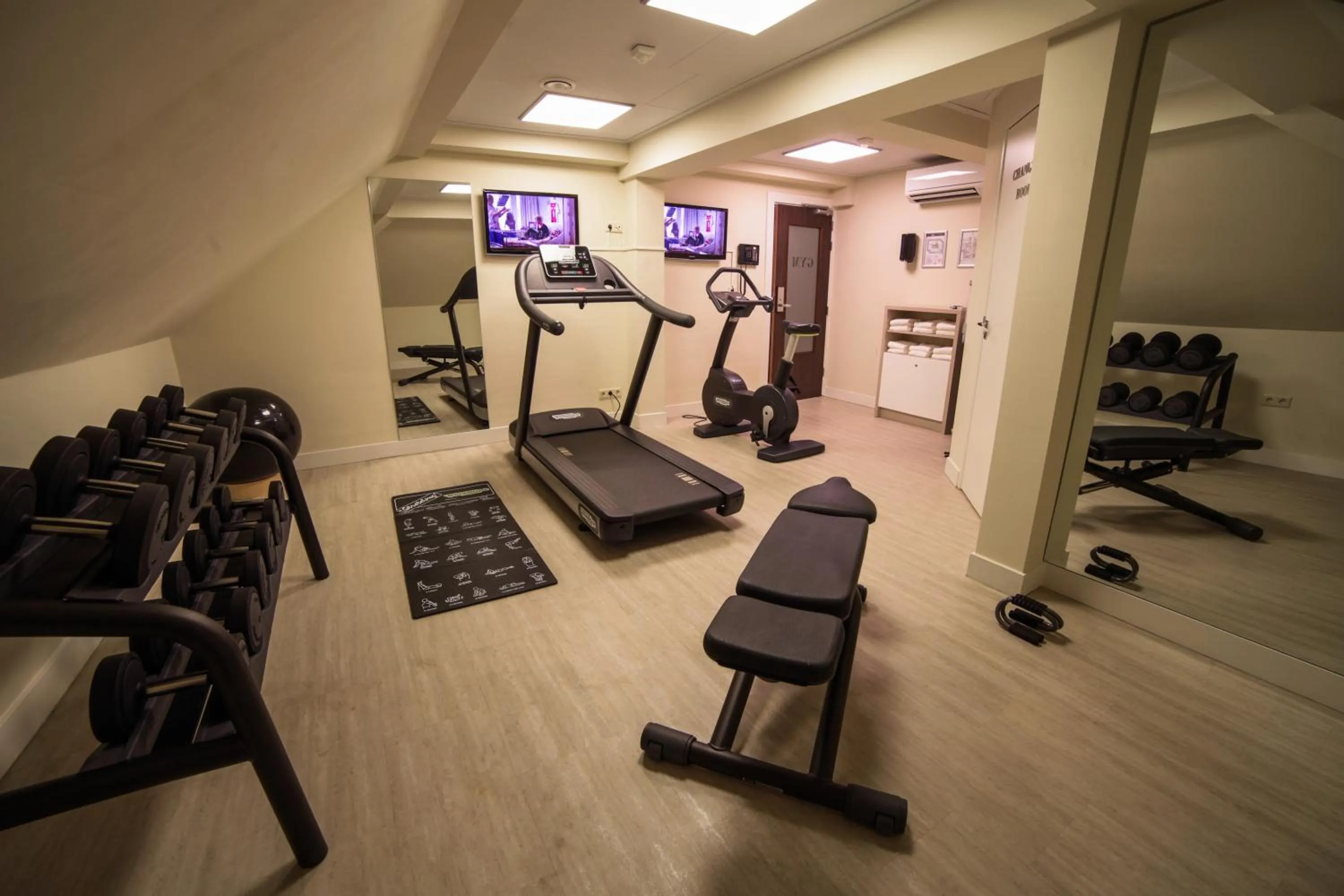 Fitness centre/facilities in Boutique Hotel Notting Hill