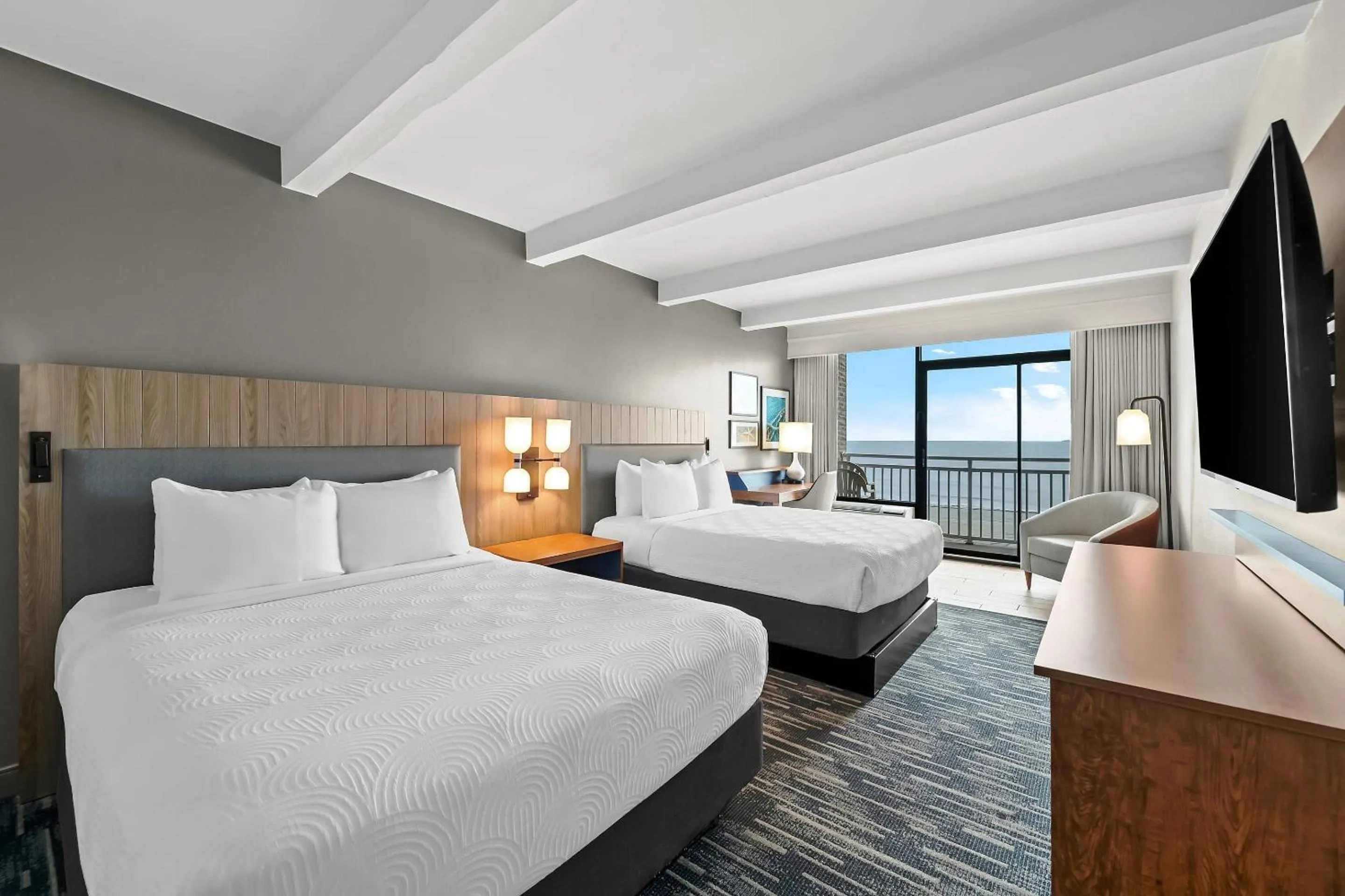 Bedroom in Country Inn & Suites by Radisson, Virginia Beach Oceanfront