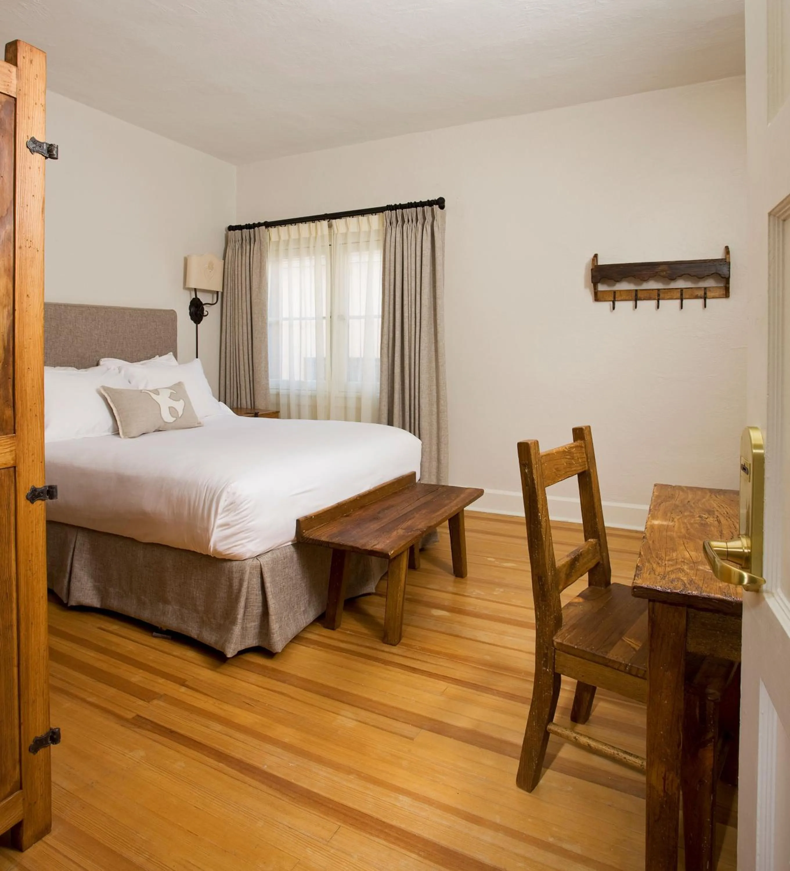 Bed in Hotel St Francis