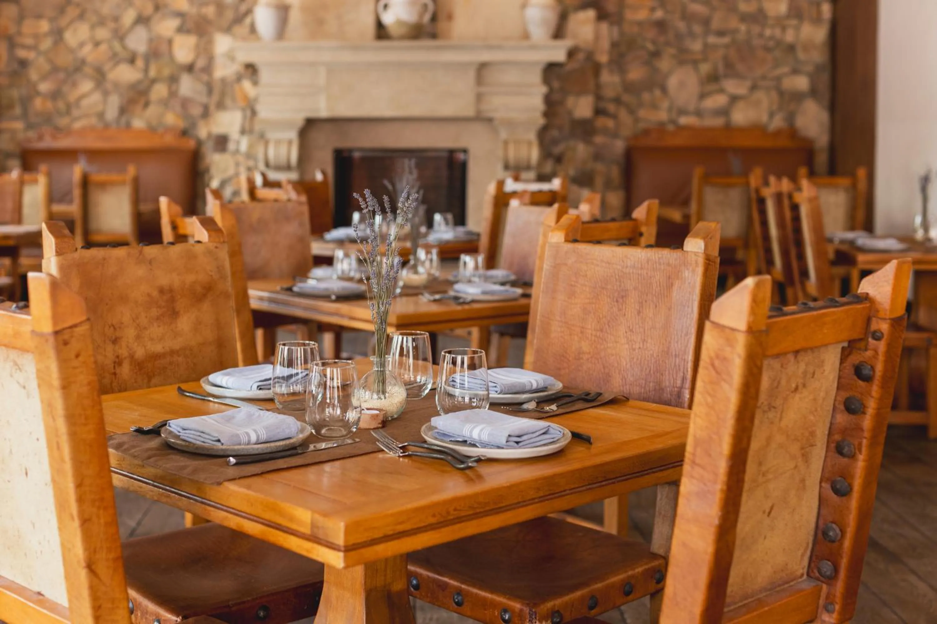 Restaurant/places to eat in Hotel St Francis